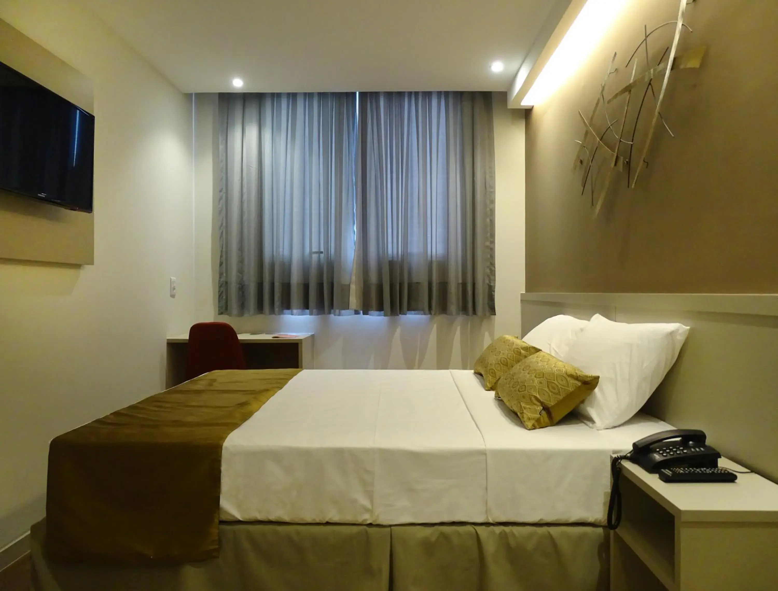 Bedroom, Bed in Easy Hotel Cachoeiro de Itapemirim by Atlantica Bedroom, Bed in Easy Hotel Cachoeiro de Itapemirim by Atlantica