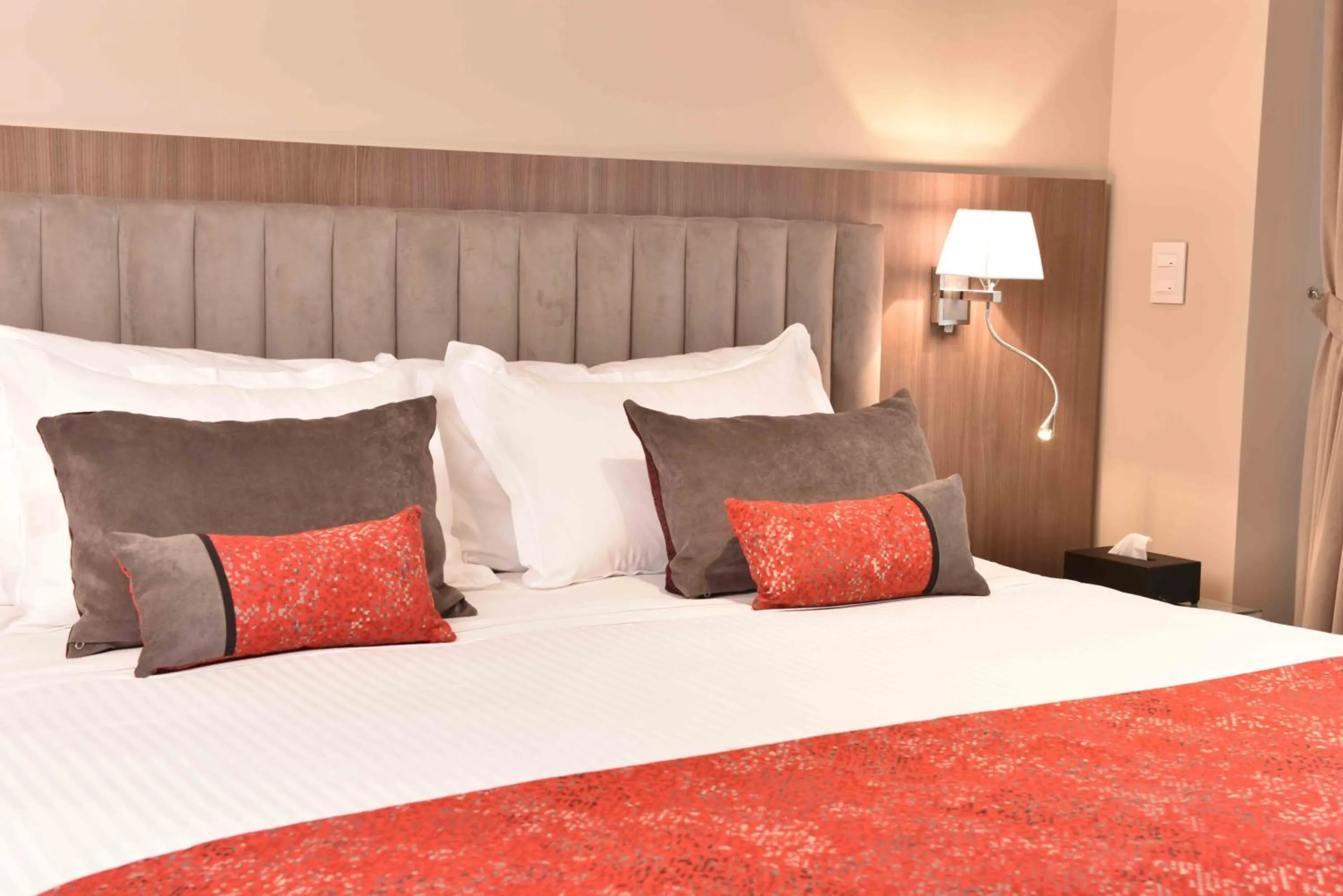 Decorative detail, Bed in ARC Arenales Studios & Suites