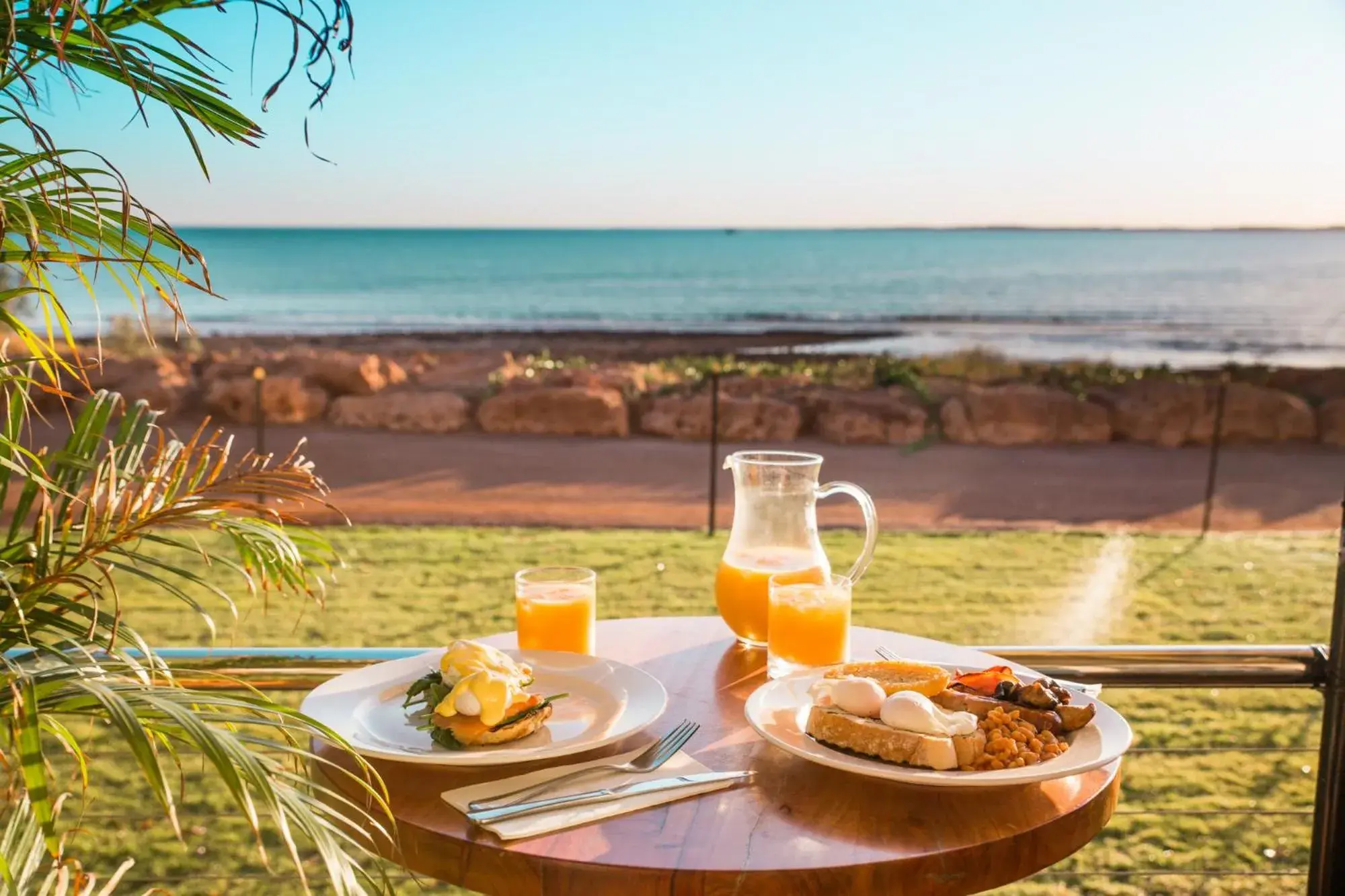 Breakfast in Onslow Beach Resort Breakfast in Onslow Beach Resort