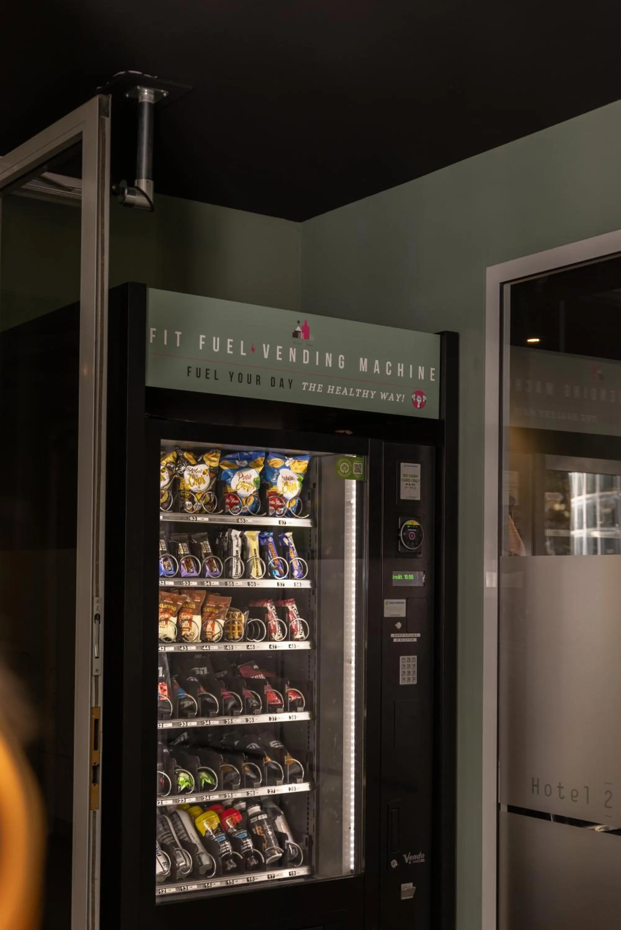 vending machine in Hotel2Stay