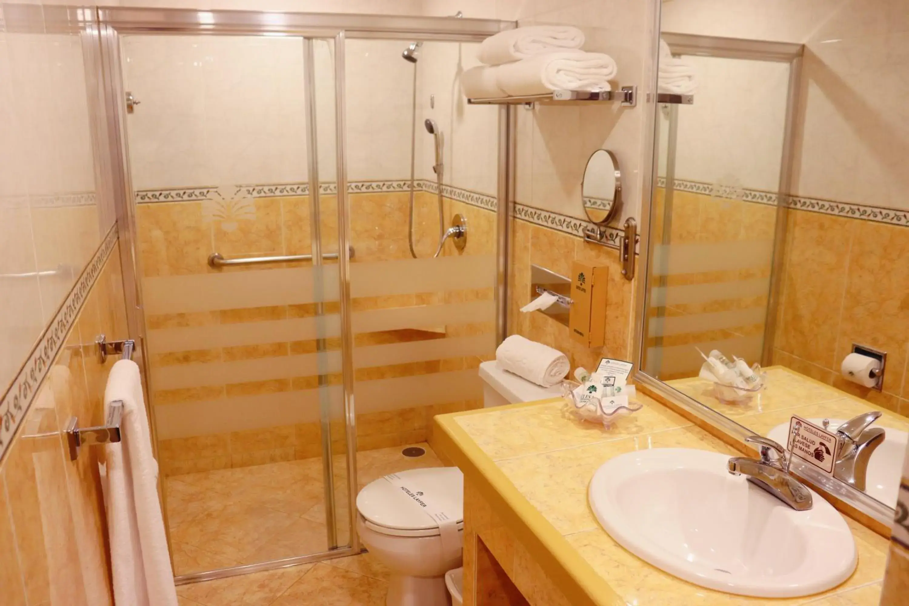 Superior Suite - single occupancy in Suites Layfer, Córdoba, Veracruz, México Superior Suite - single occupancy in Suites Layfer, Córdoba, Veracruz, México