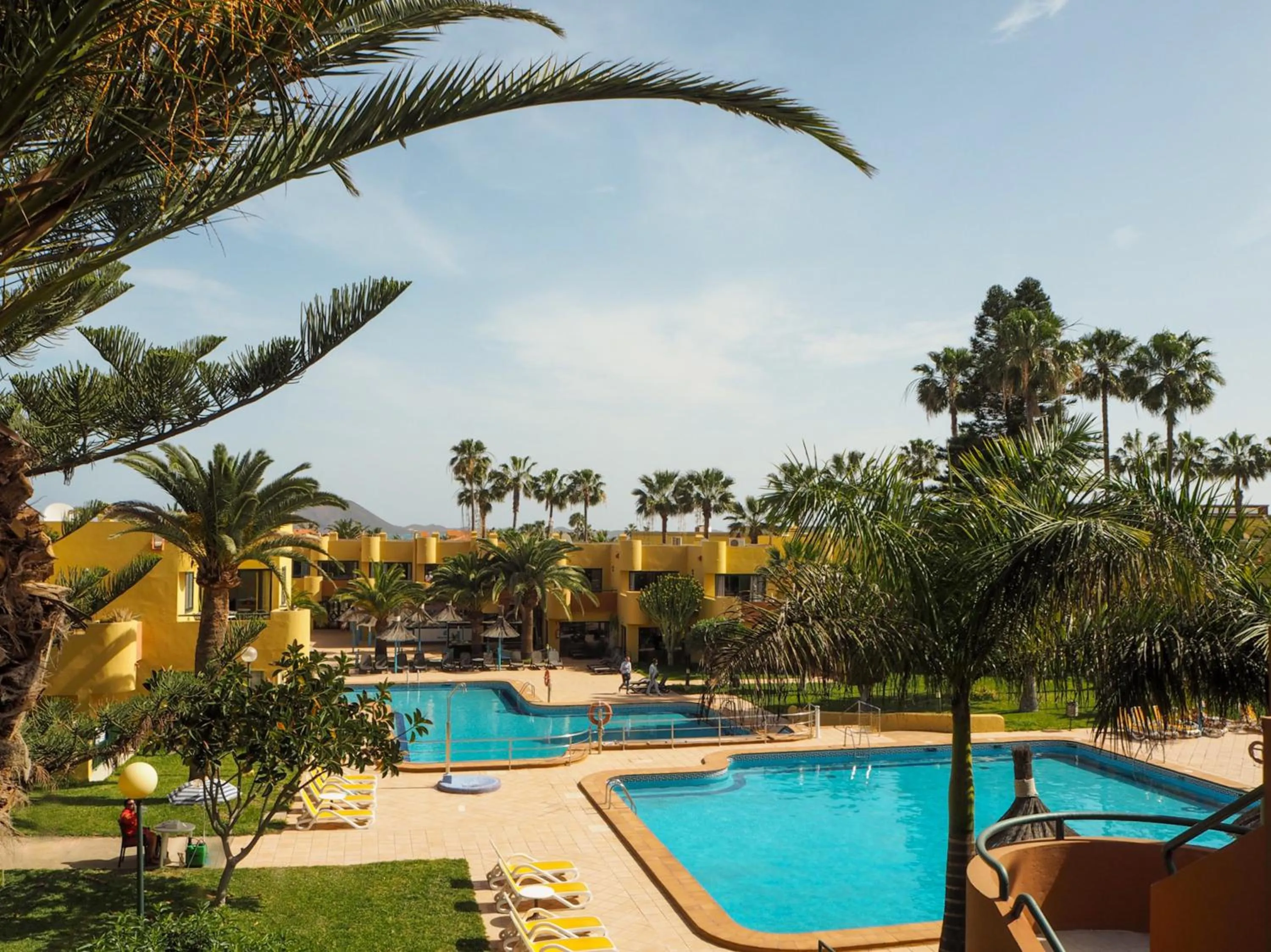 Swimming pool in Atlantic Garden Beach Mate