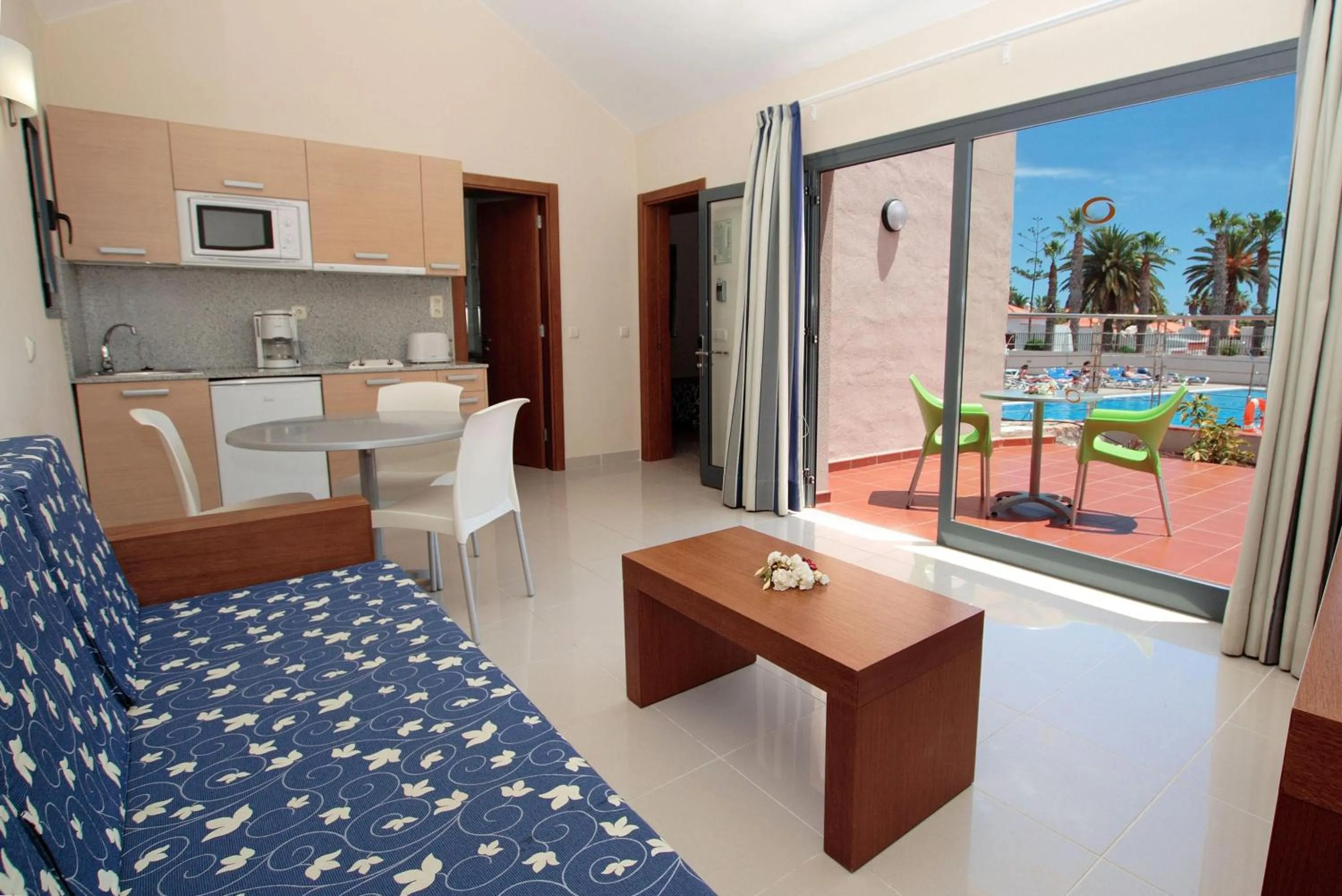 Photo of the whole room in Caybeach Caleta