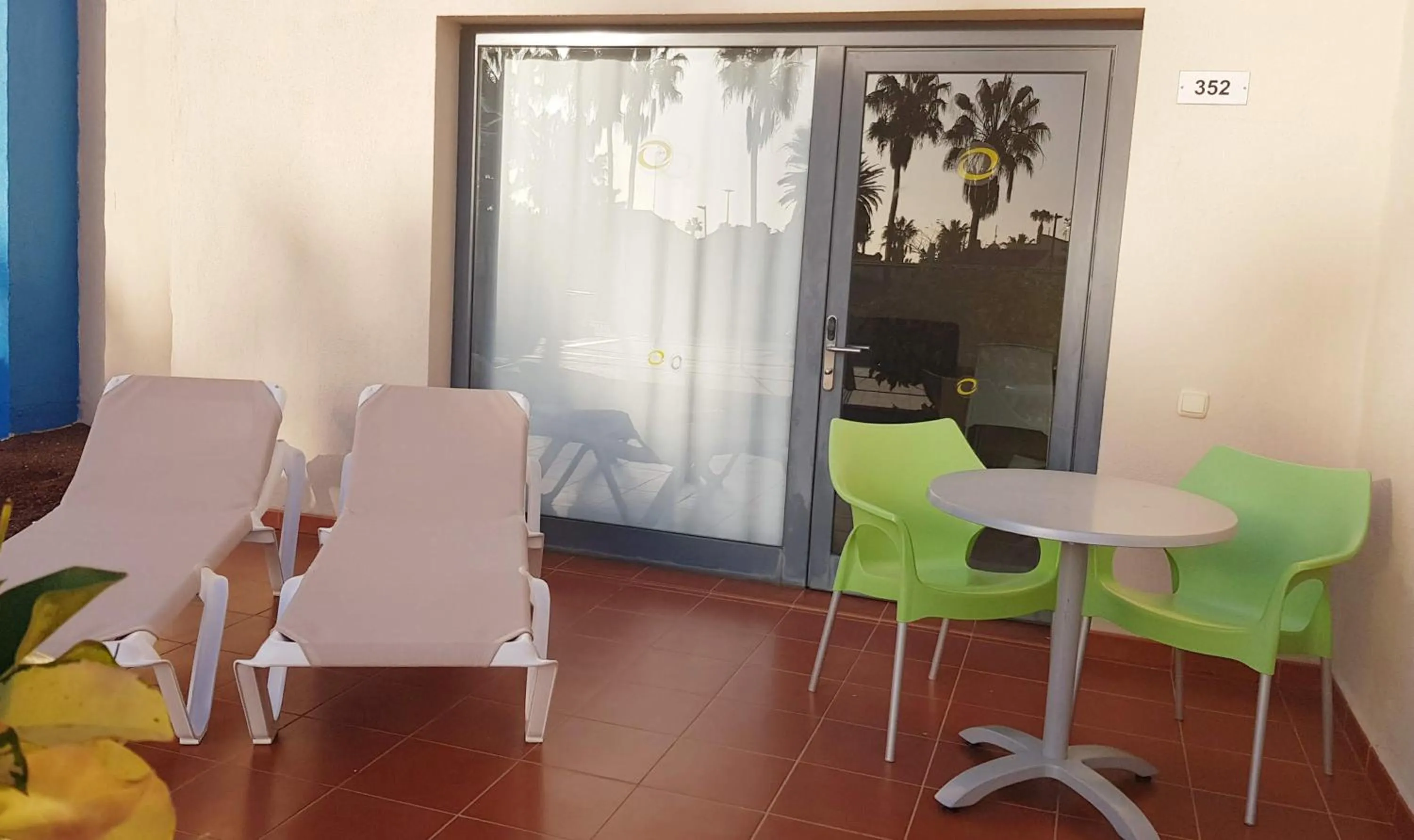 Photo of the whole room in Caybeach Caleta