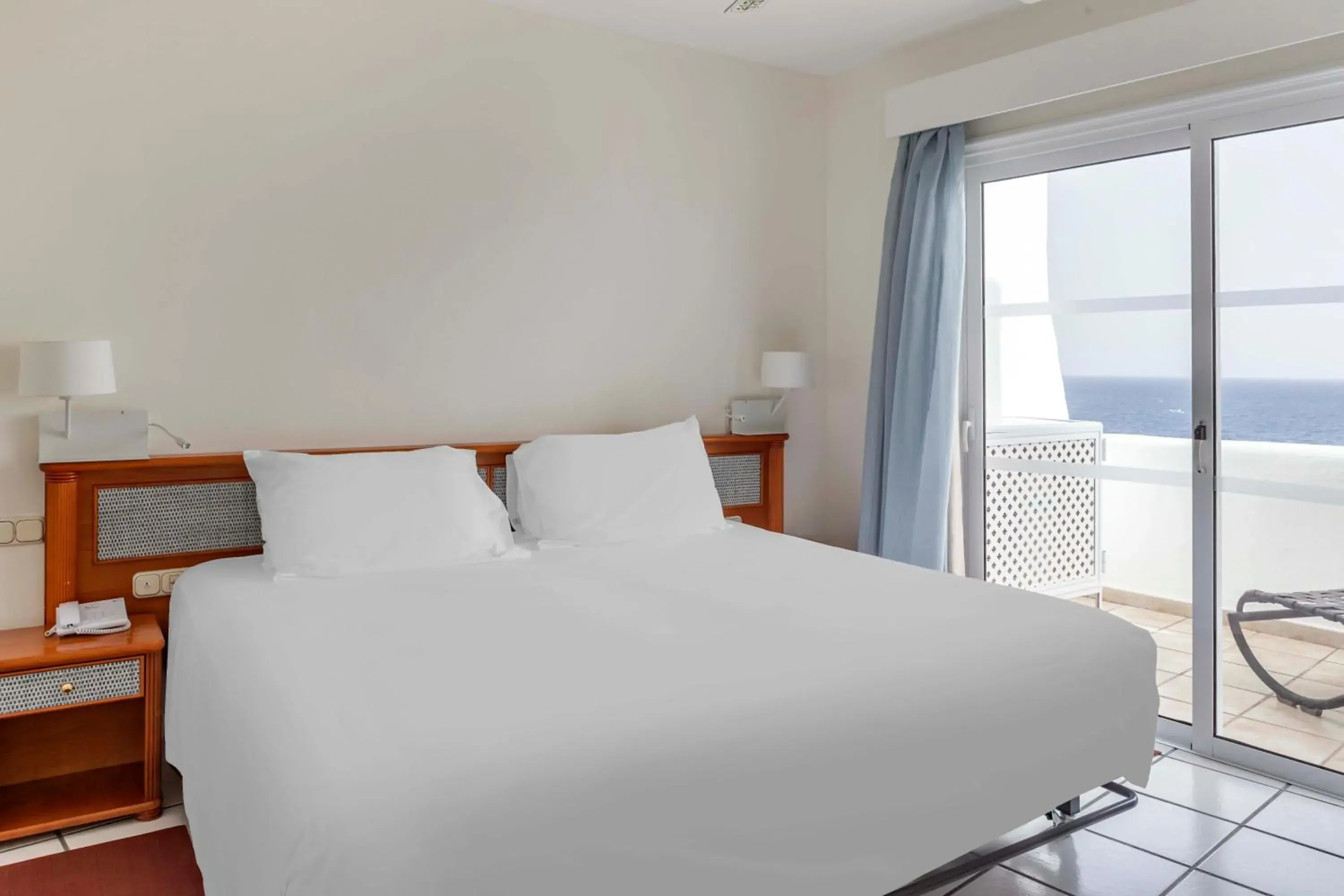 Bedroom, Bed in Santa Barbara Golf and Ocean Club Bedroom, Bed in Santa Barbara Golf and Ocean Club