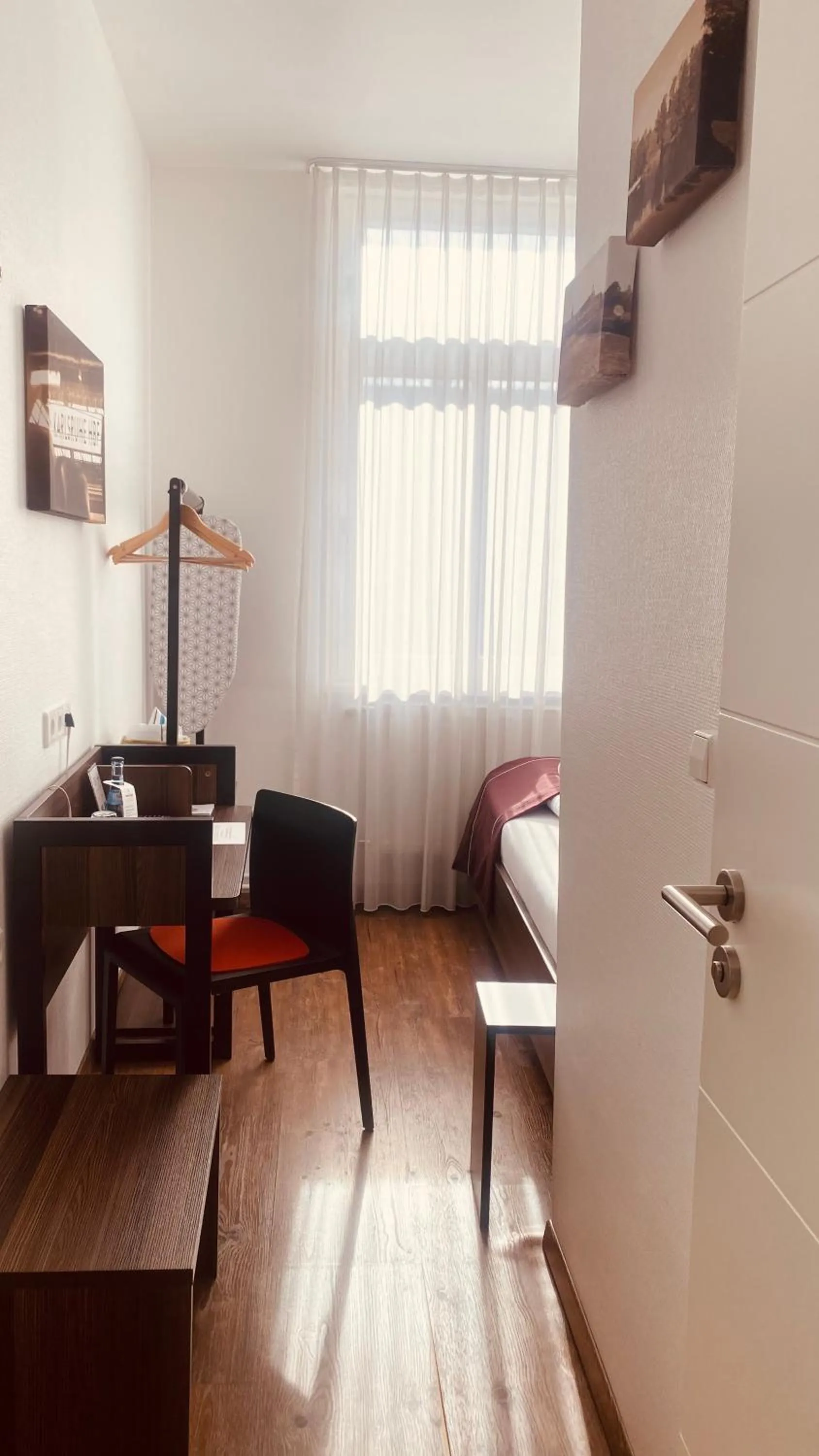 Photo of the whole room in sevenDays Hotel Karlsruhe