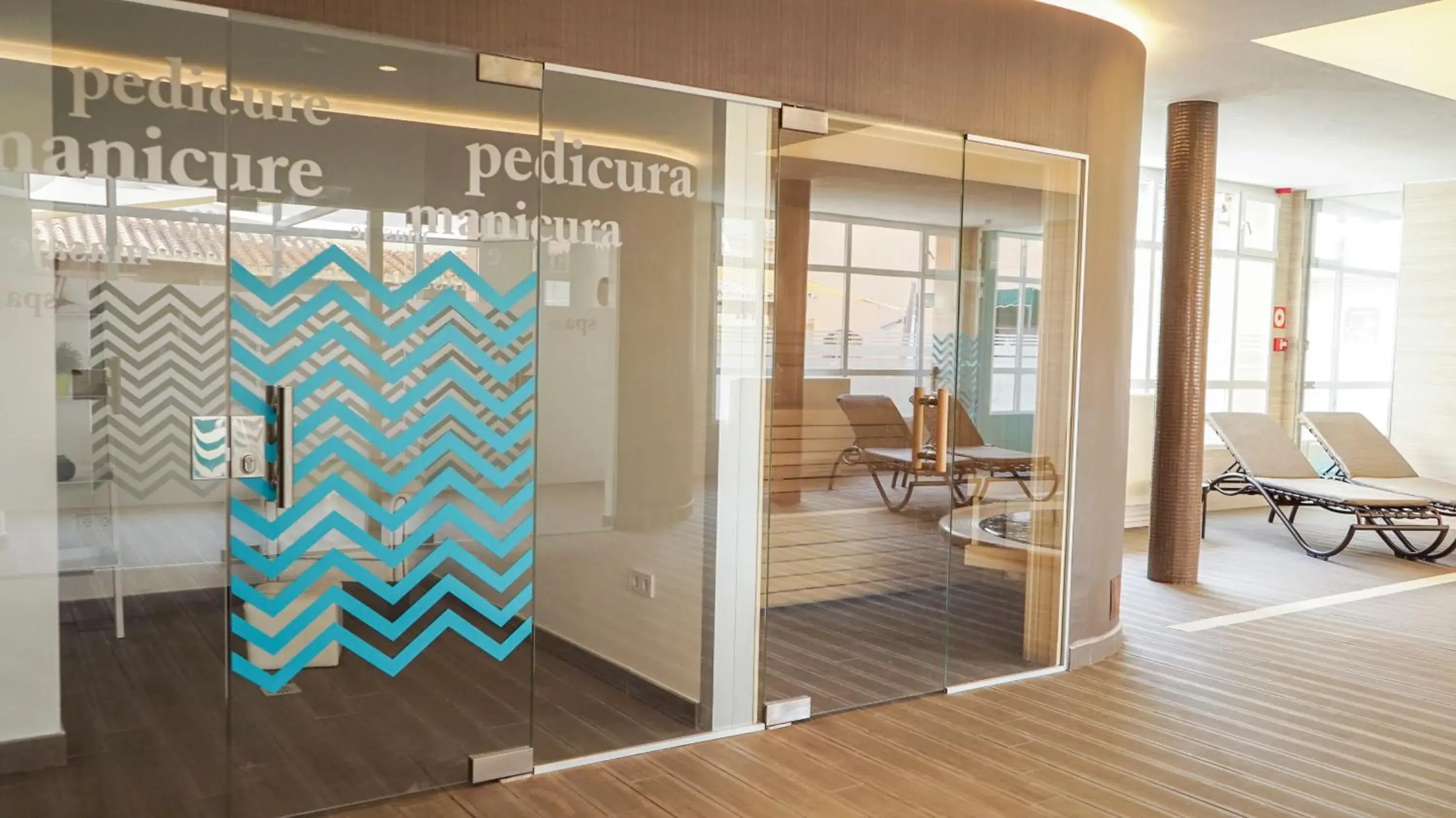 Spa and wellness centre/facilities in Los Amigos Beach Club Spa and wellness centre/facilities in Los Amigos Beach Club