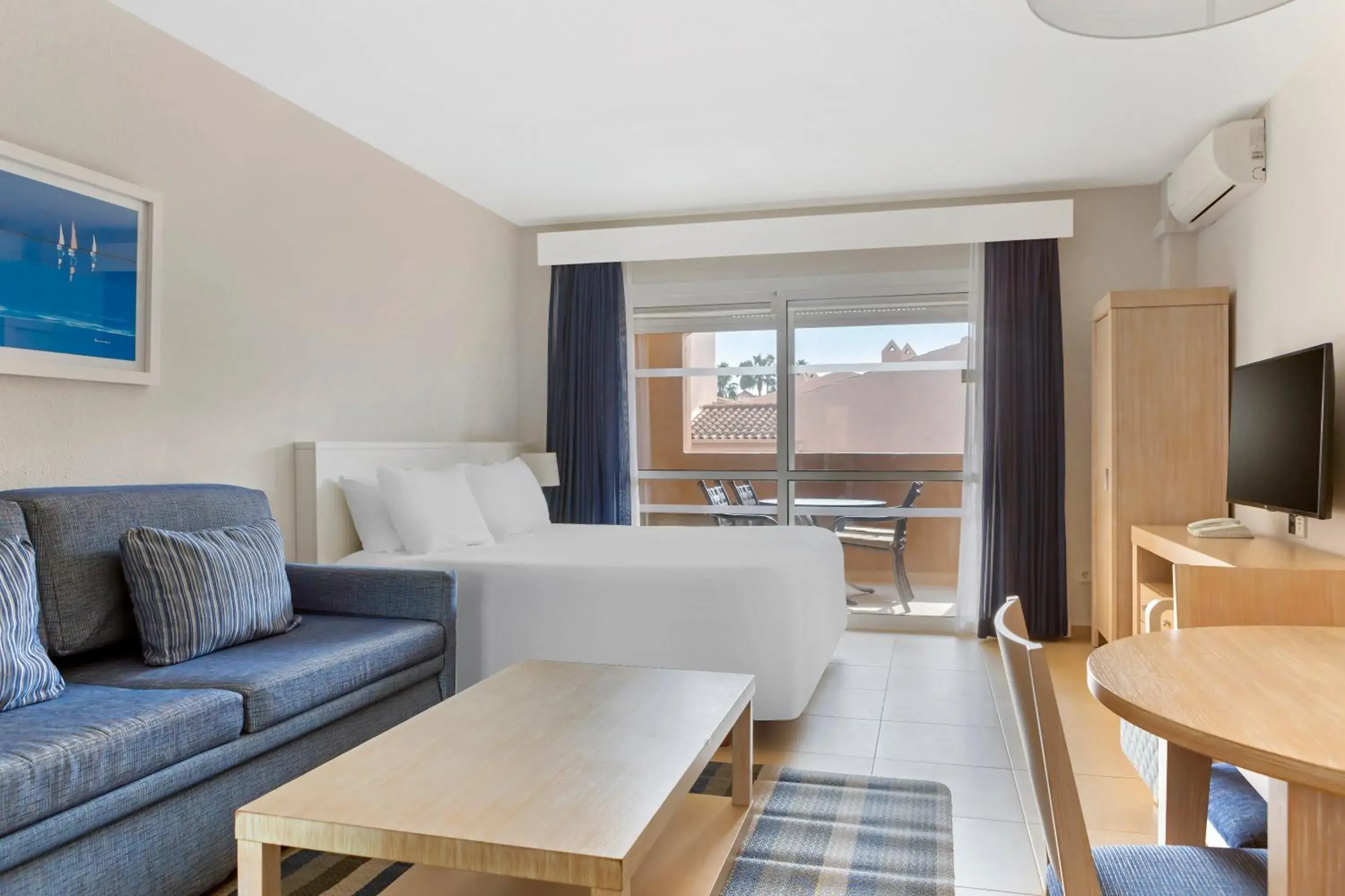 Living room in Los Amigos Beach Club Living room in Los Amigos Beach Club