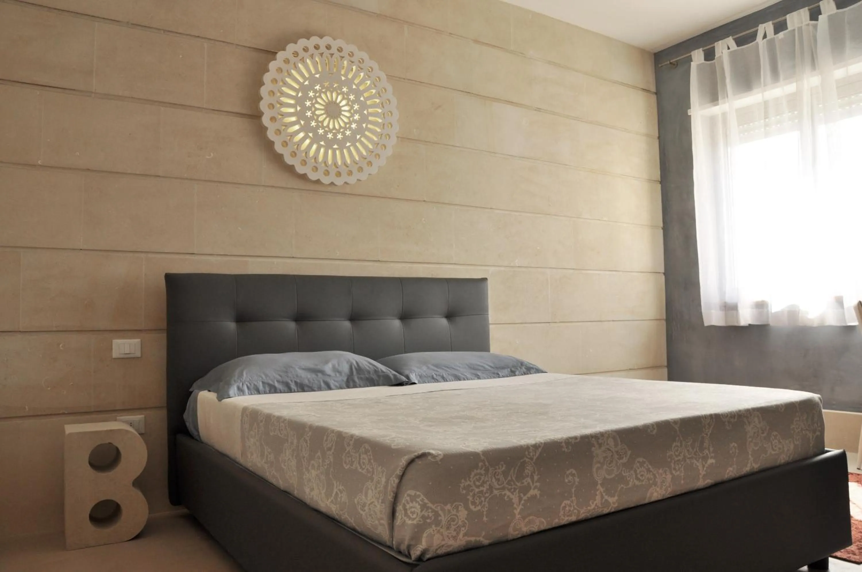 Bed in Bianco Mare