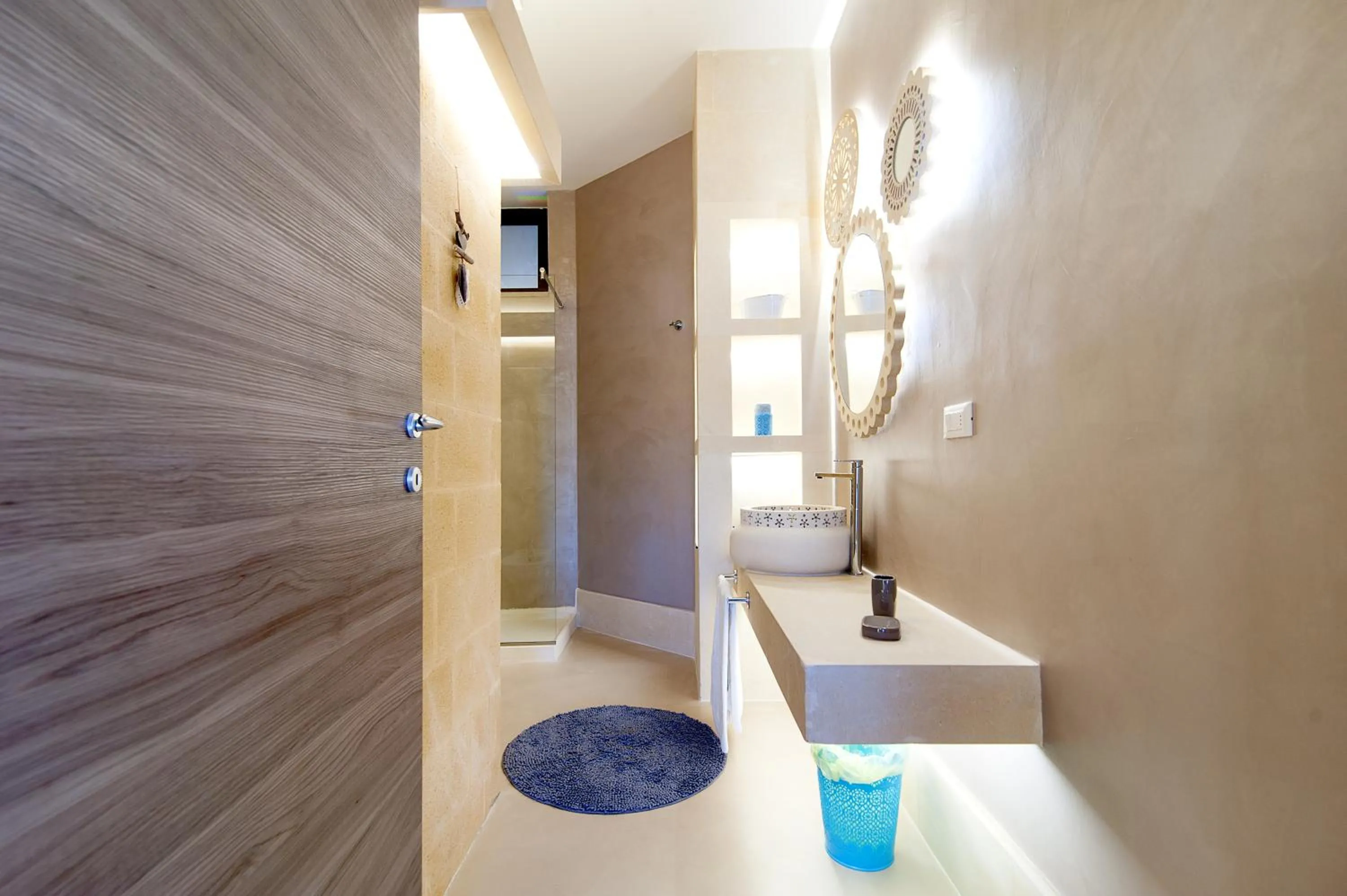 Bathroom in Bianco Mare