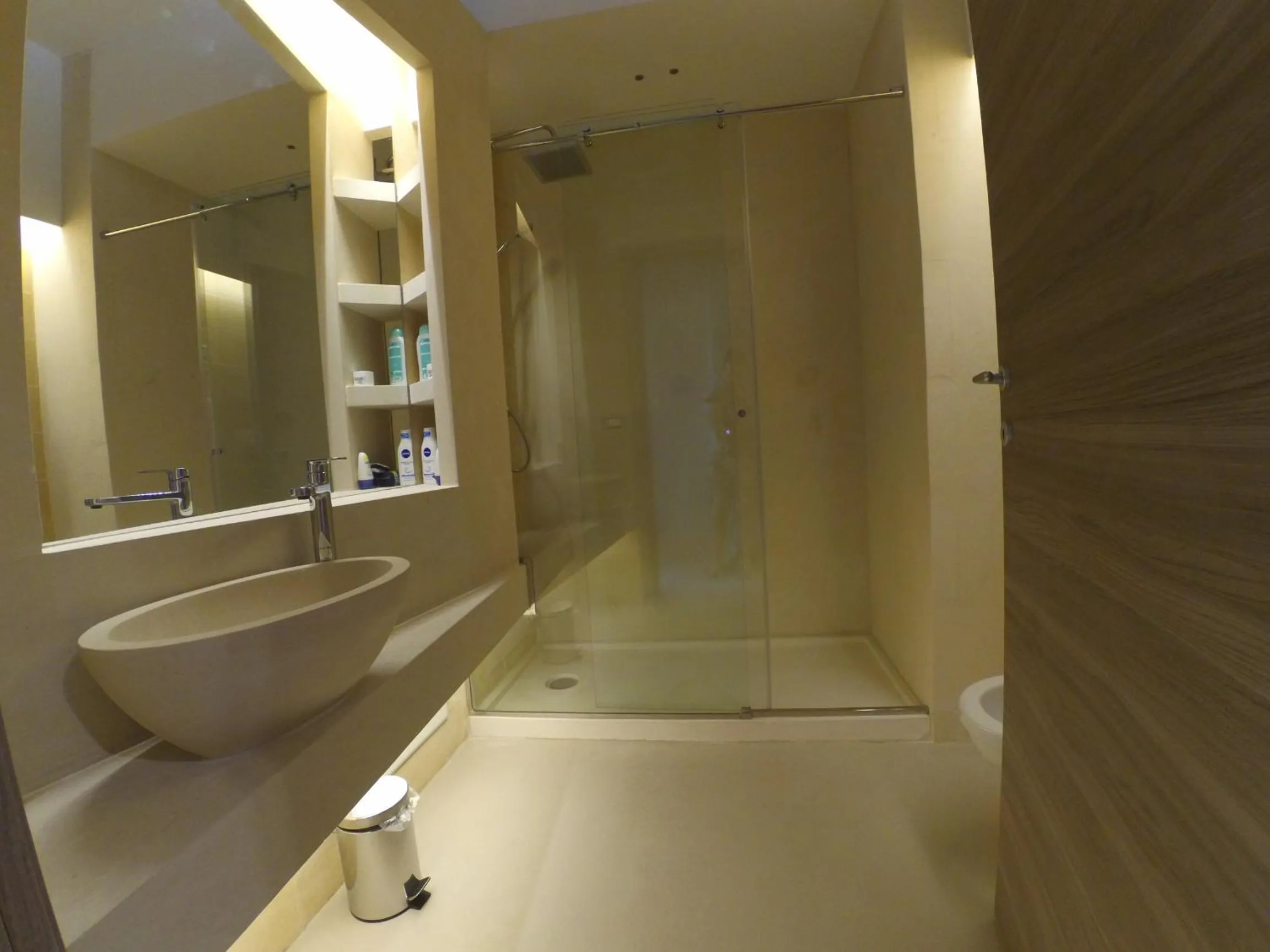 Bathroom in Bianco Mare