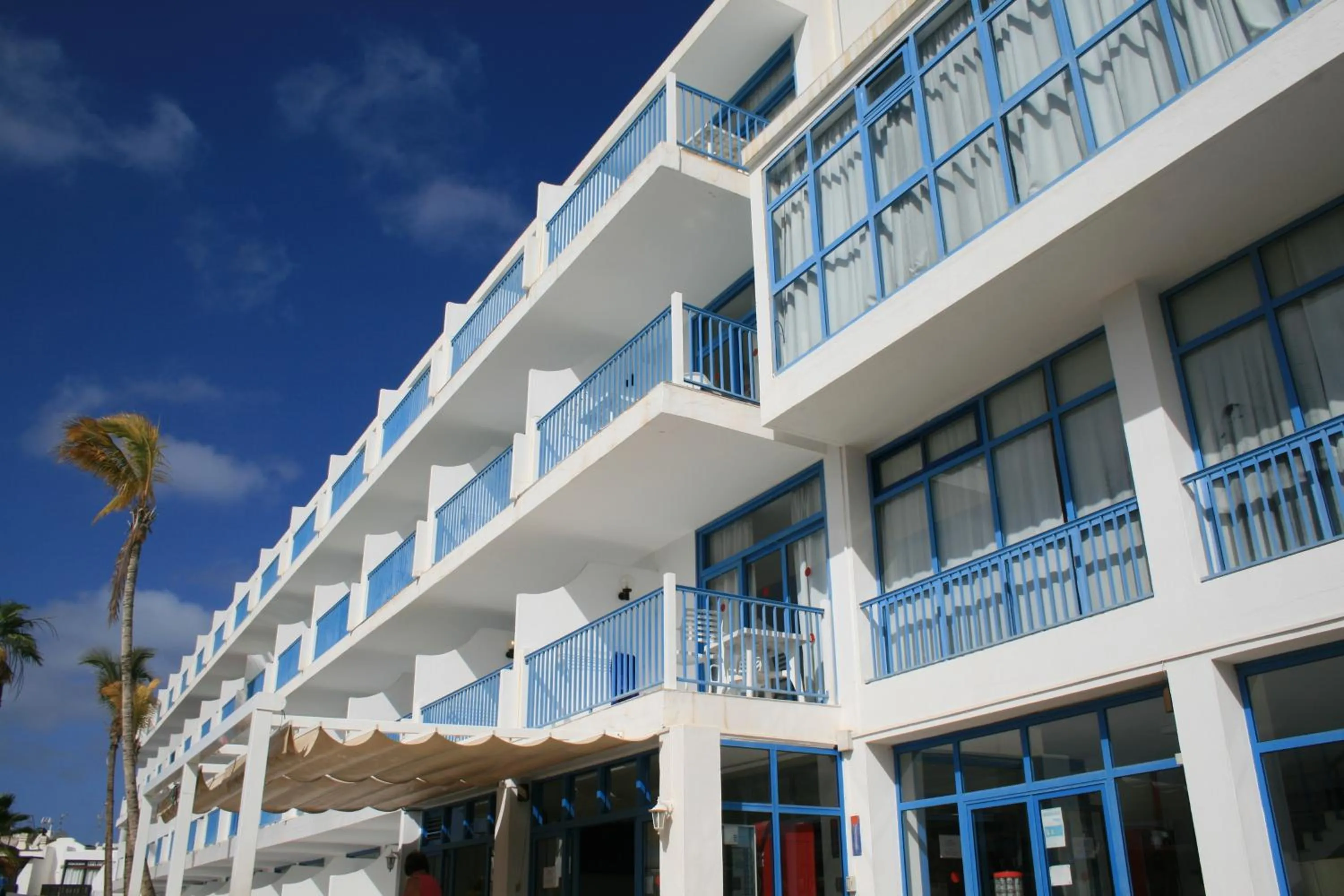 Property building in Aparthotel Costa Volcán & Spa