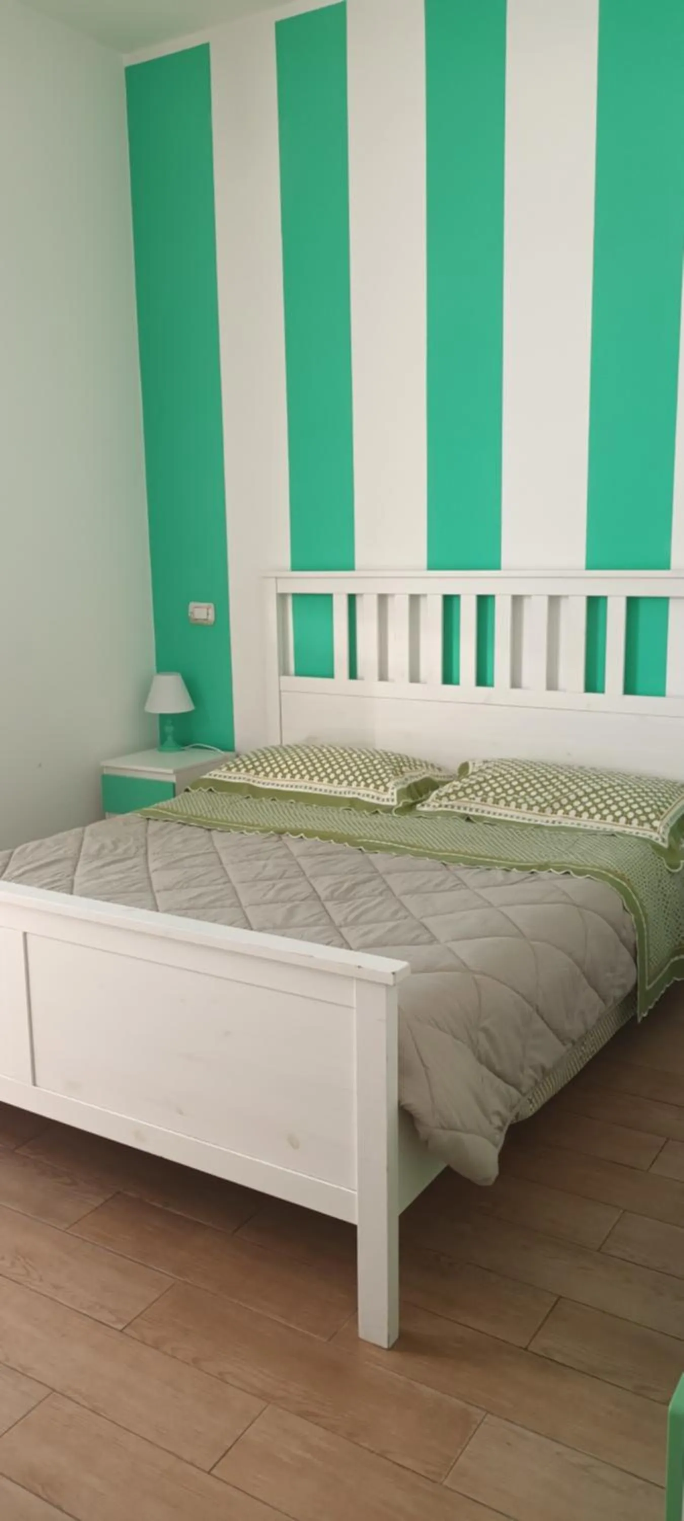 Bed in O' Paese E Masaniello