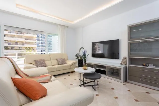 2º MTR - Marbella Temporary Rent 3 bedrooms Av del Mar