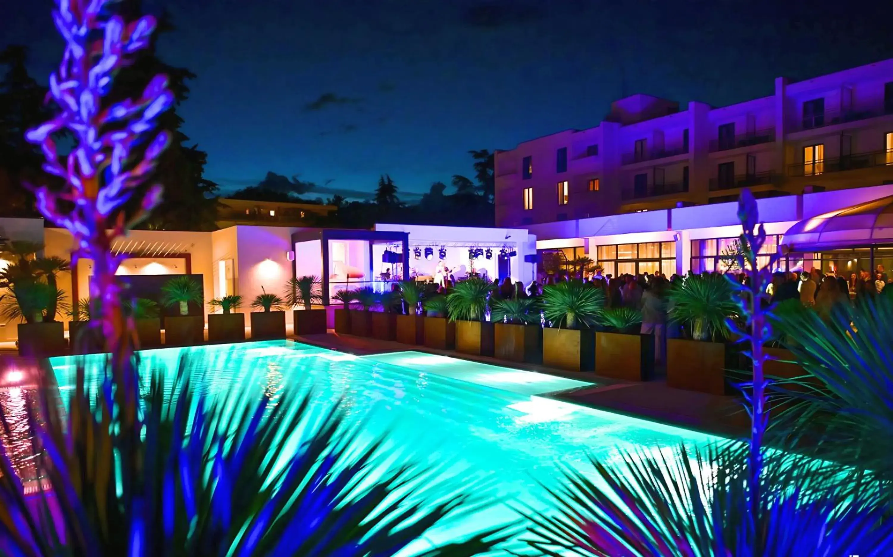 Property building in Hotel Alkar Property building in Hotel Alkar