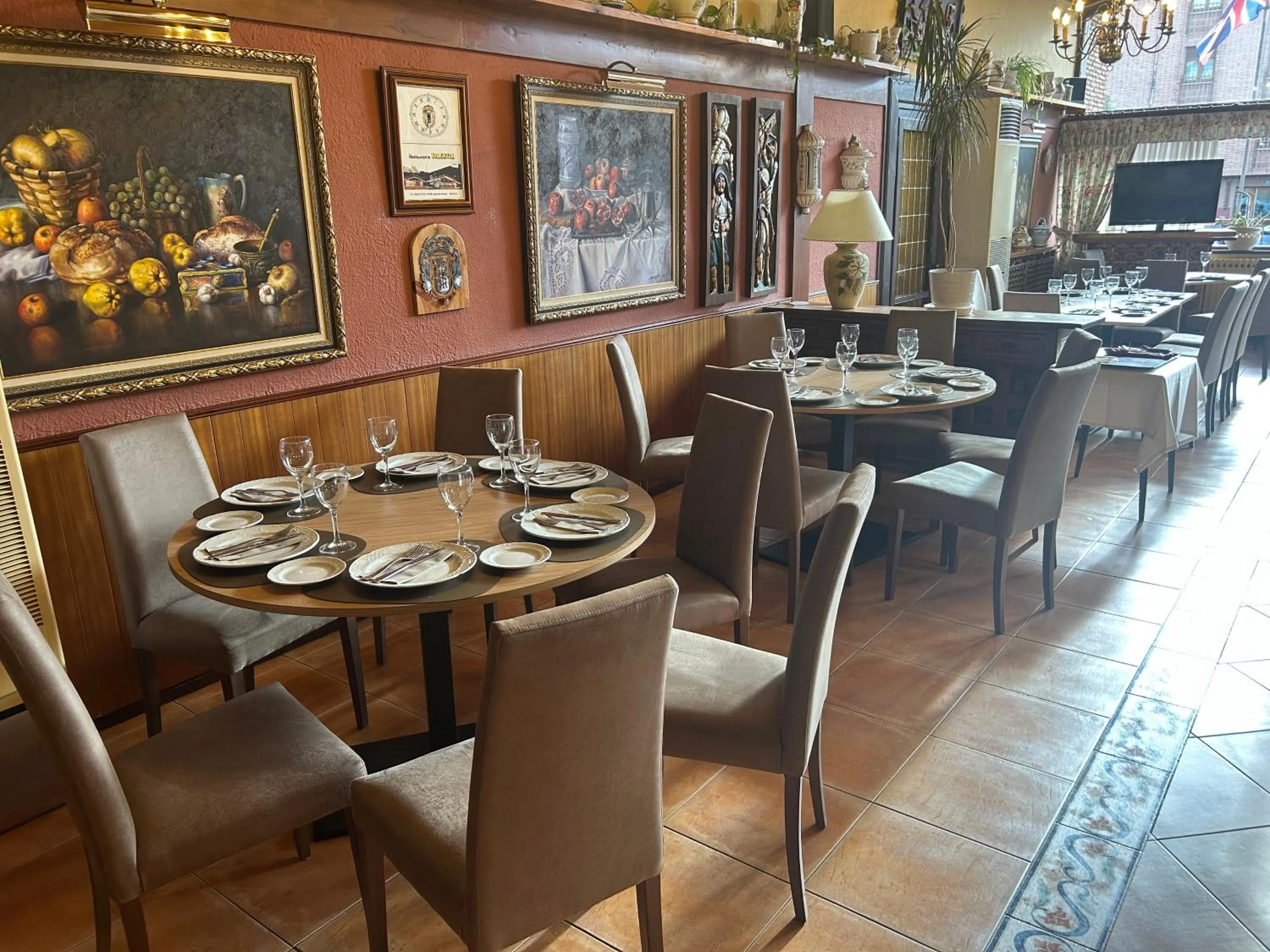 Restaurant/places to eat in Hotel Valentin