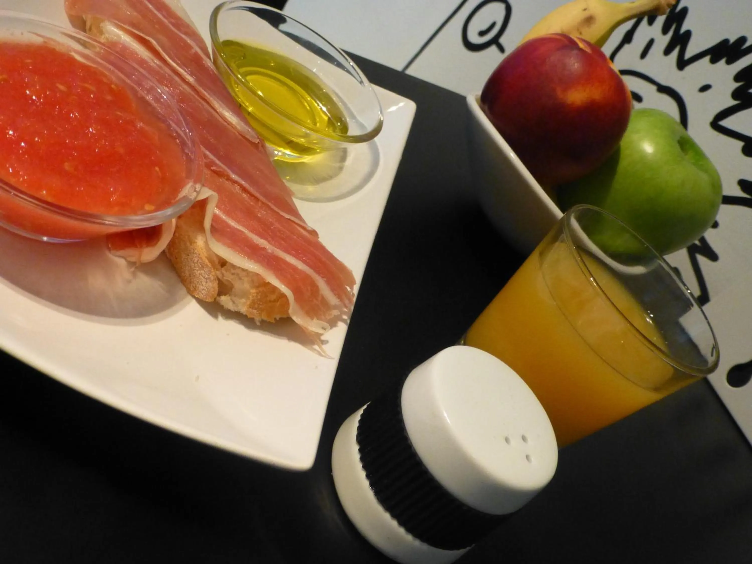 Food in Mayerling Hotel