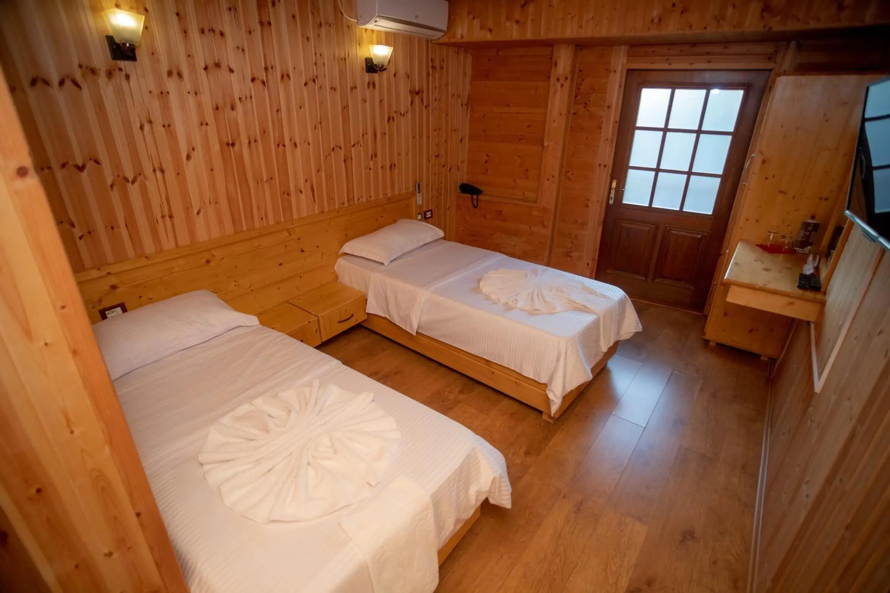 Double or Twin Room in Hotel Shpija e Gjyshit Double or Twin Room in Hotel Shpija e Gjyshit