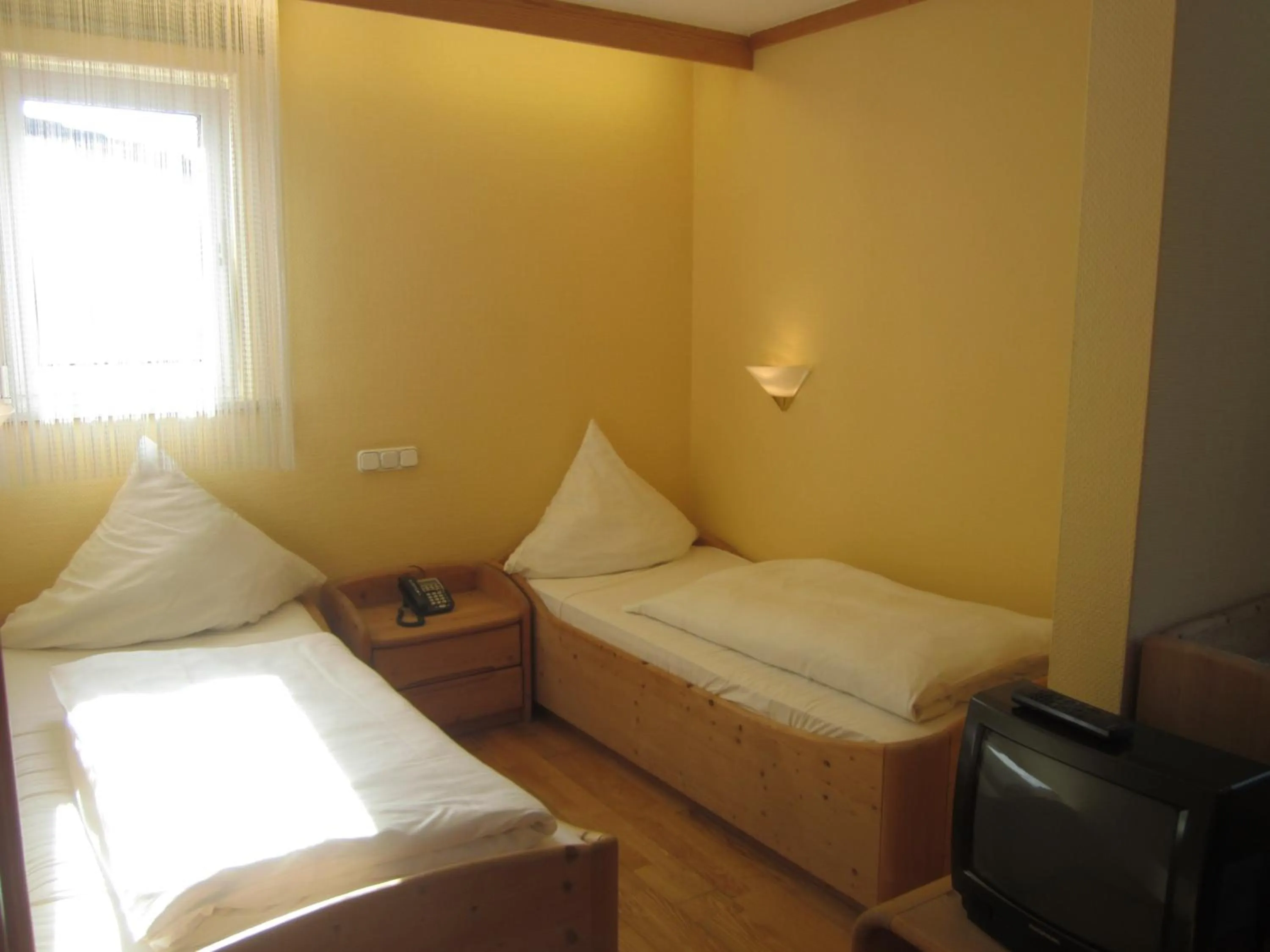 Photo of the whole room, Bed in Landgasthof Goldene Rose