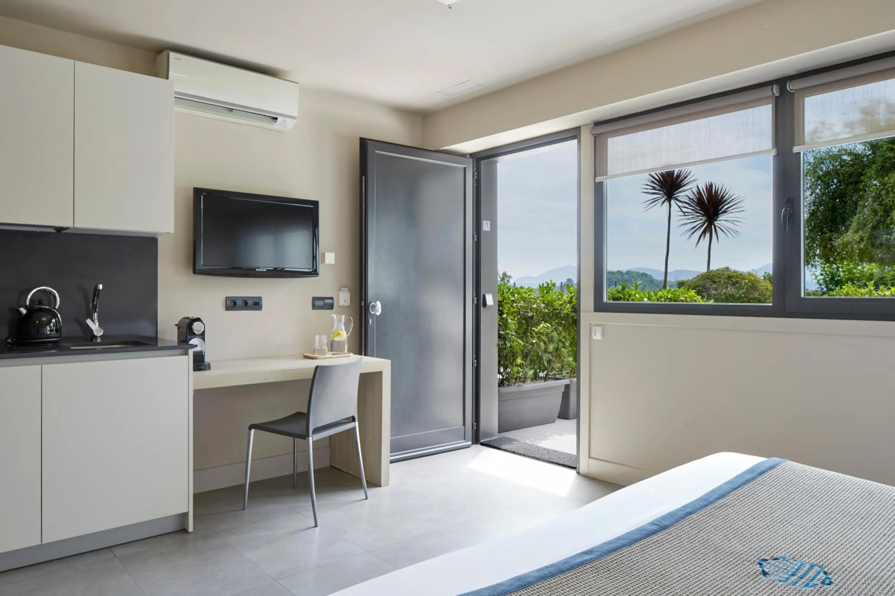 Kitchen or kitchenette in FeelFree STAYS Basoa