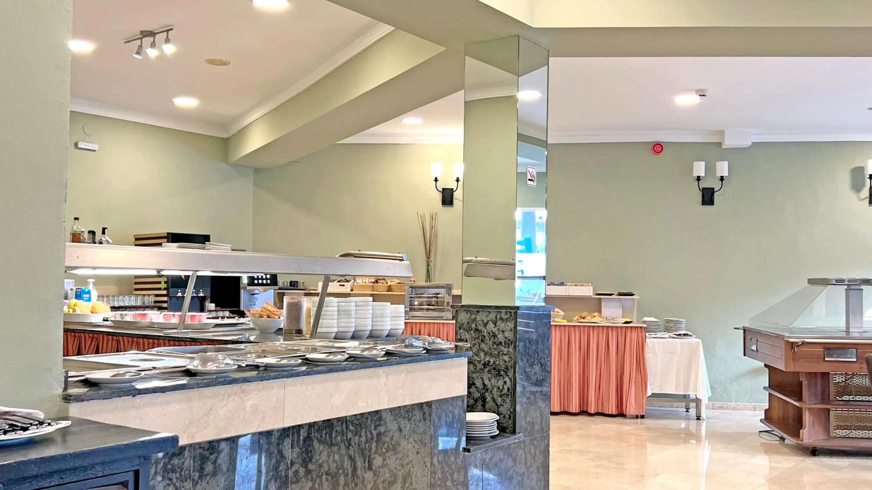 Breakfast in Moon Dreams Fuengirola