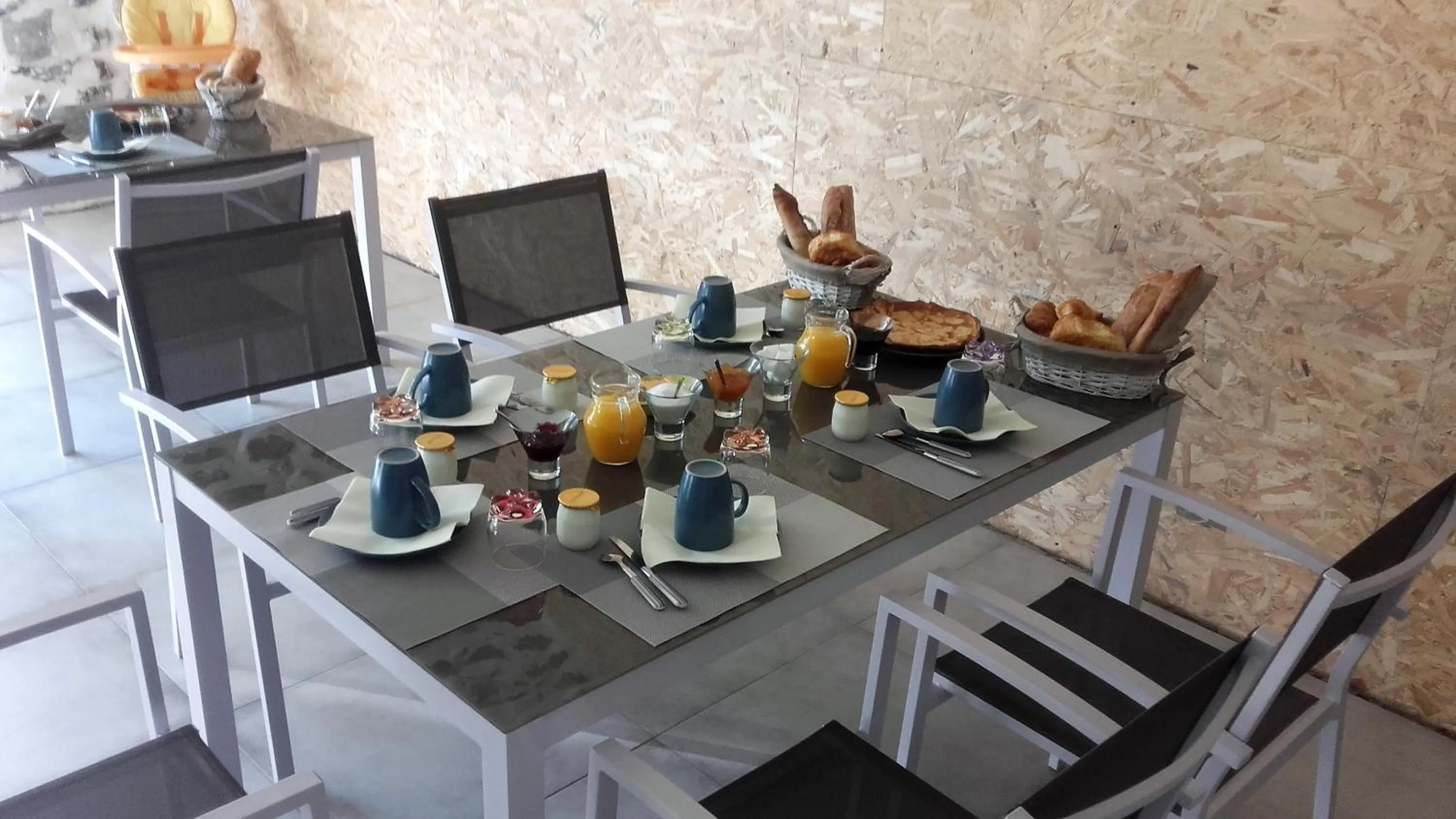 Breakfast in Chambres d'Hôtes du Villaret