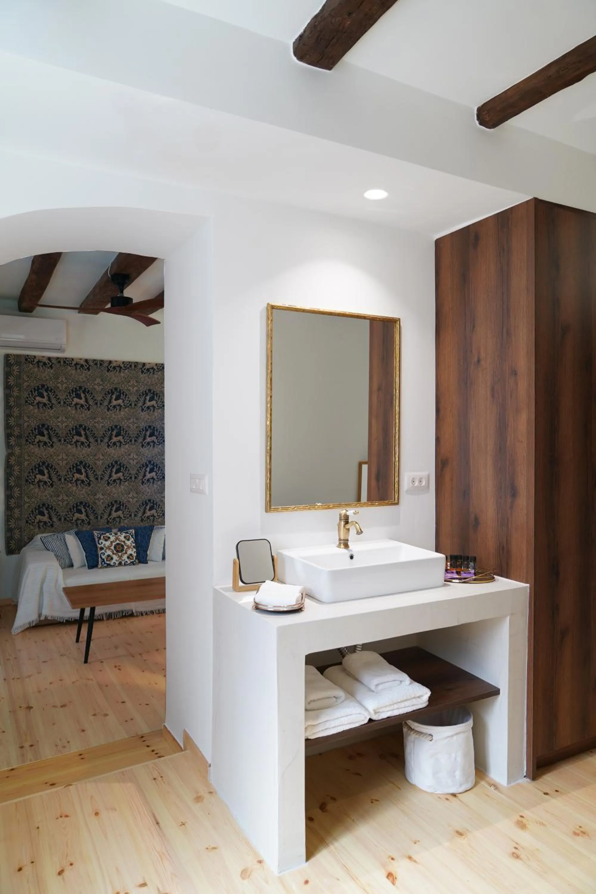 Bathroom in Venetian Palace Chania