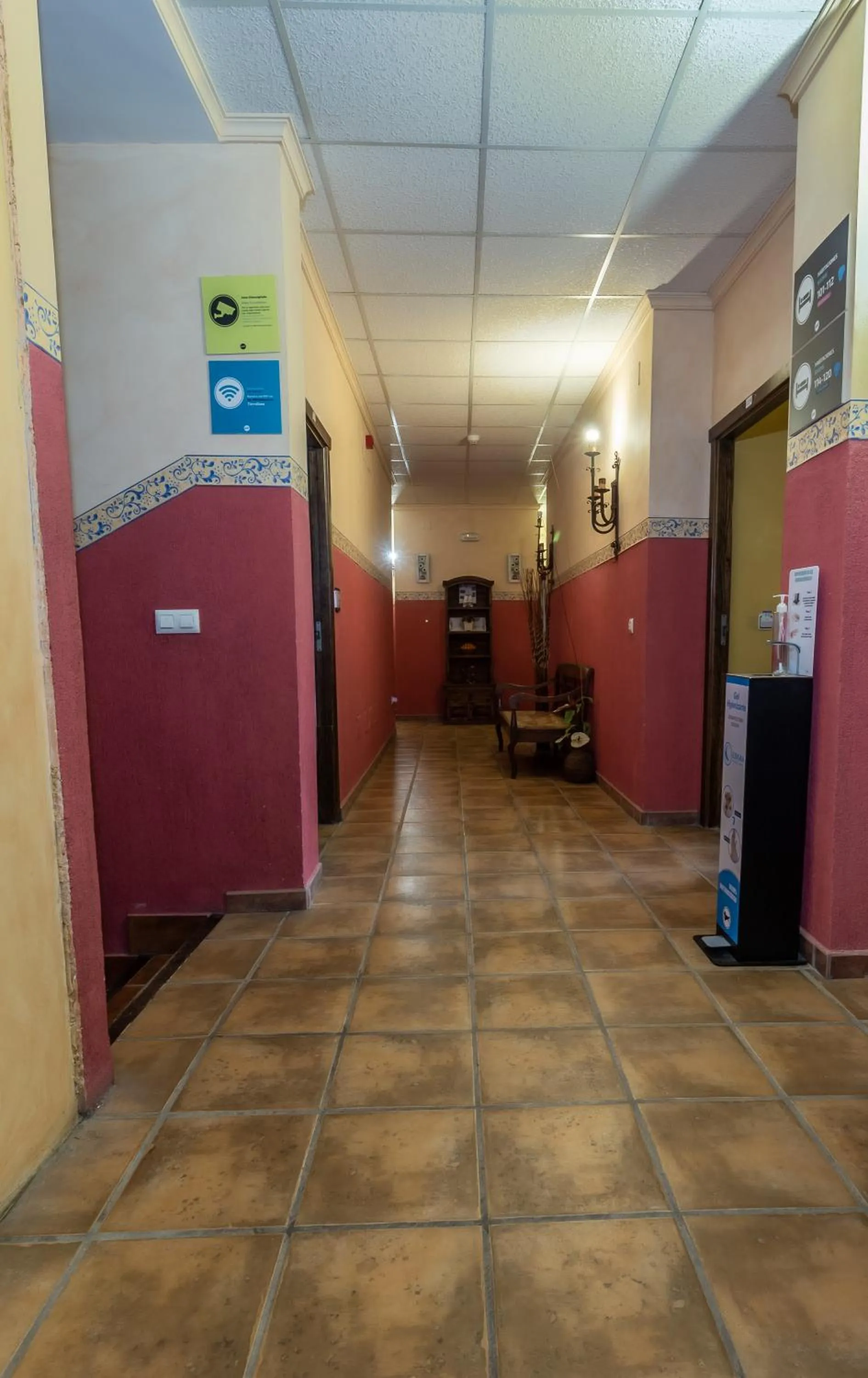 Property building in Hosteria Tierrallana by Juypehotel