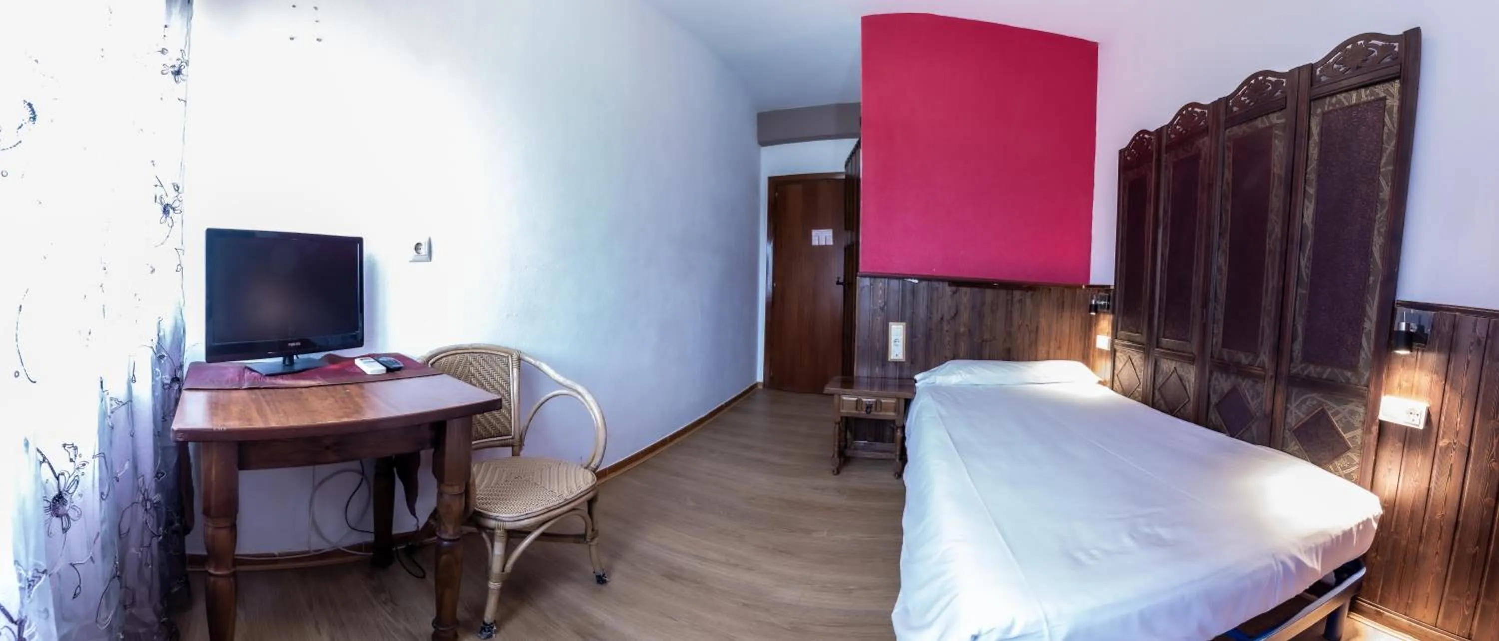 Bedroom, Bed in Hosteria Tierrallana by Juypehotel