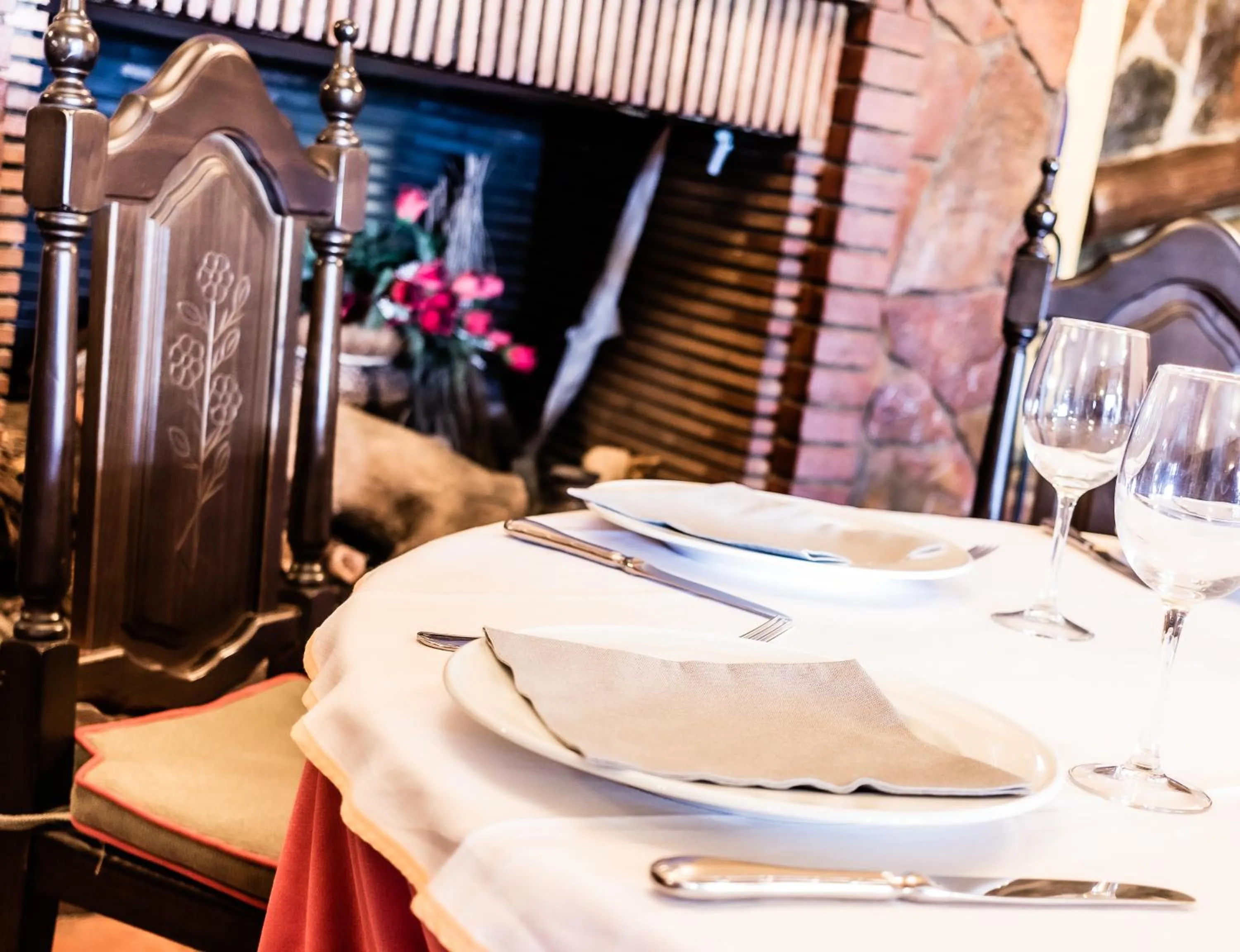 Restaurant/places to eat in Hosteria Tierrallana by Juypehotel