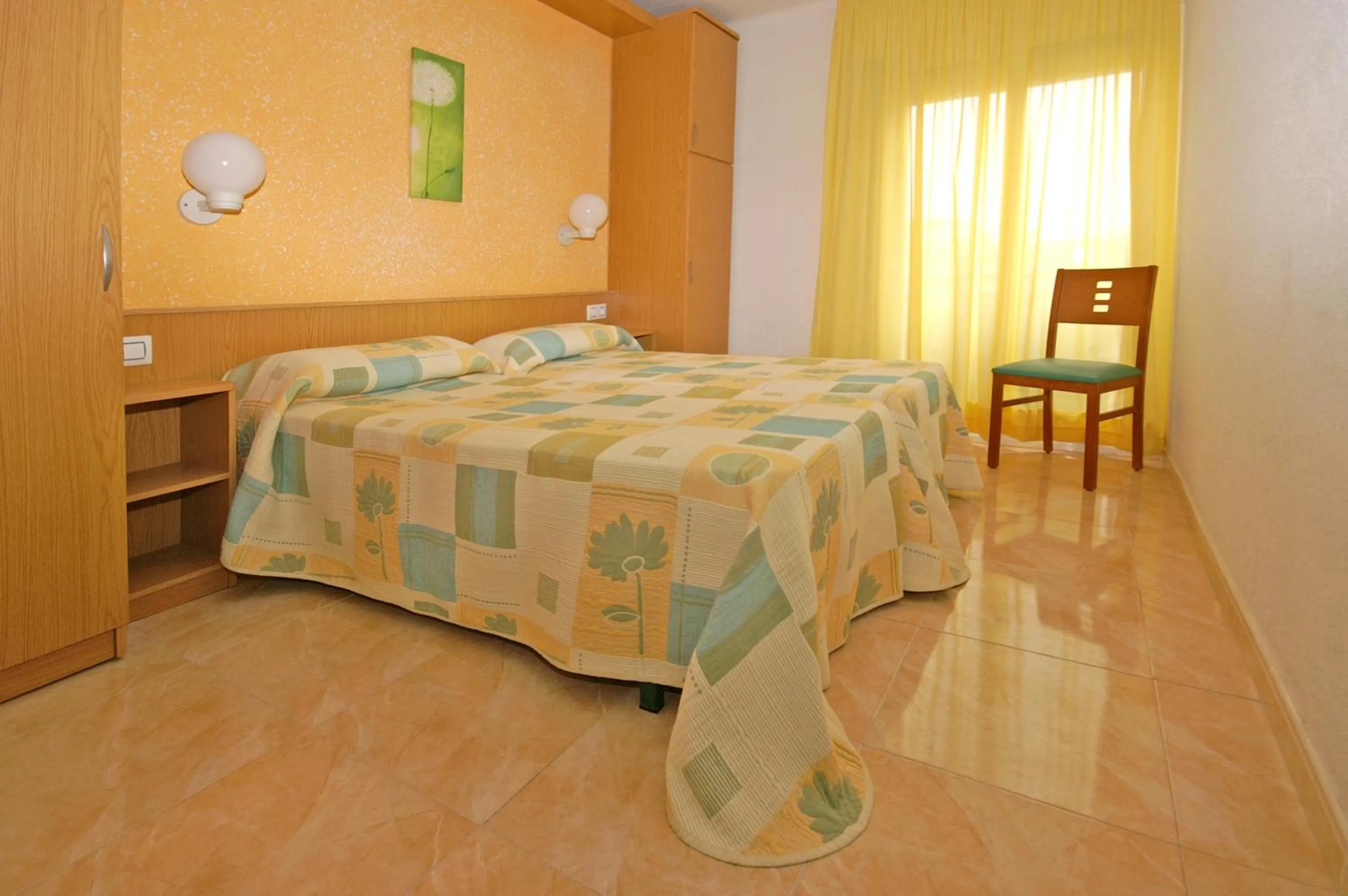 Bedroom, Bed in Apartaments Costa d'Or