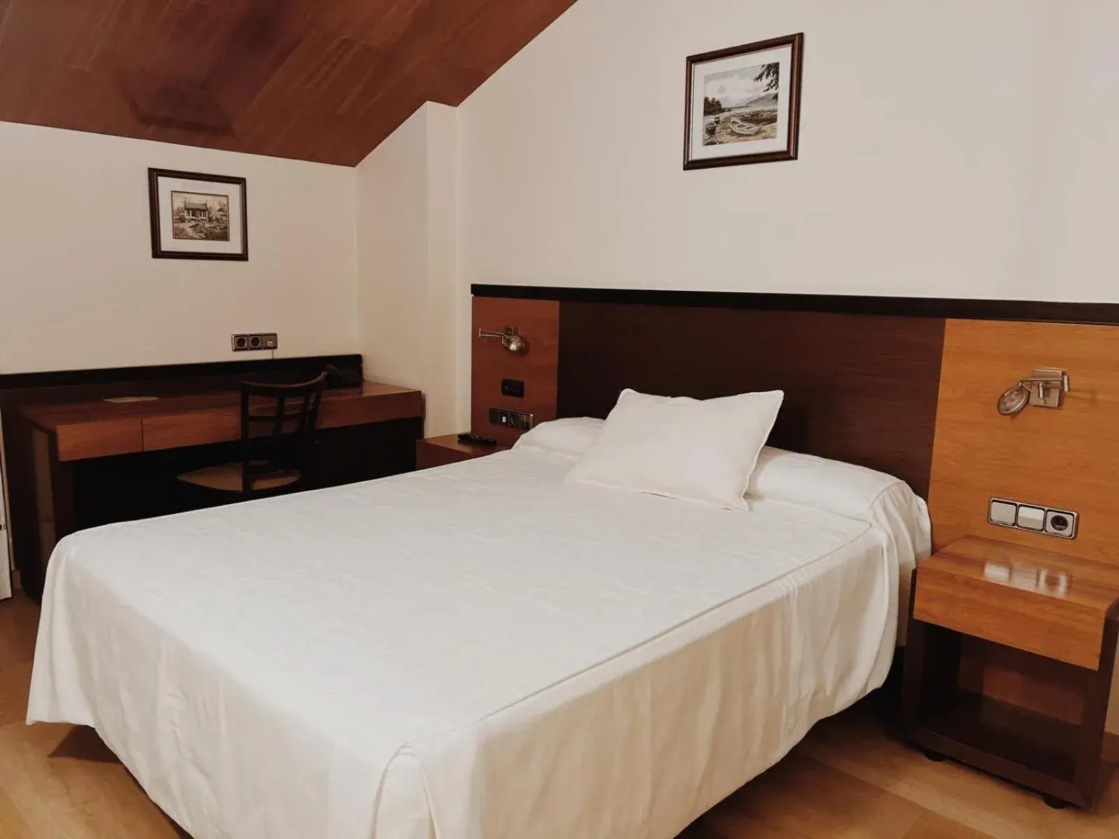 Double Room in Doade Double Room in Doade