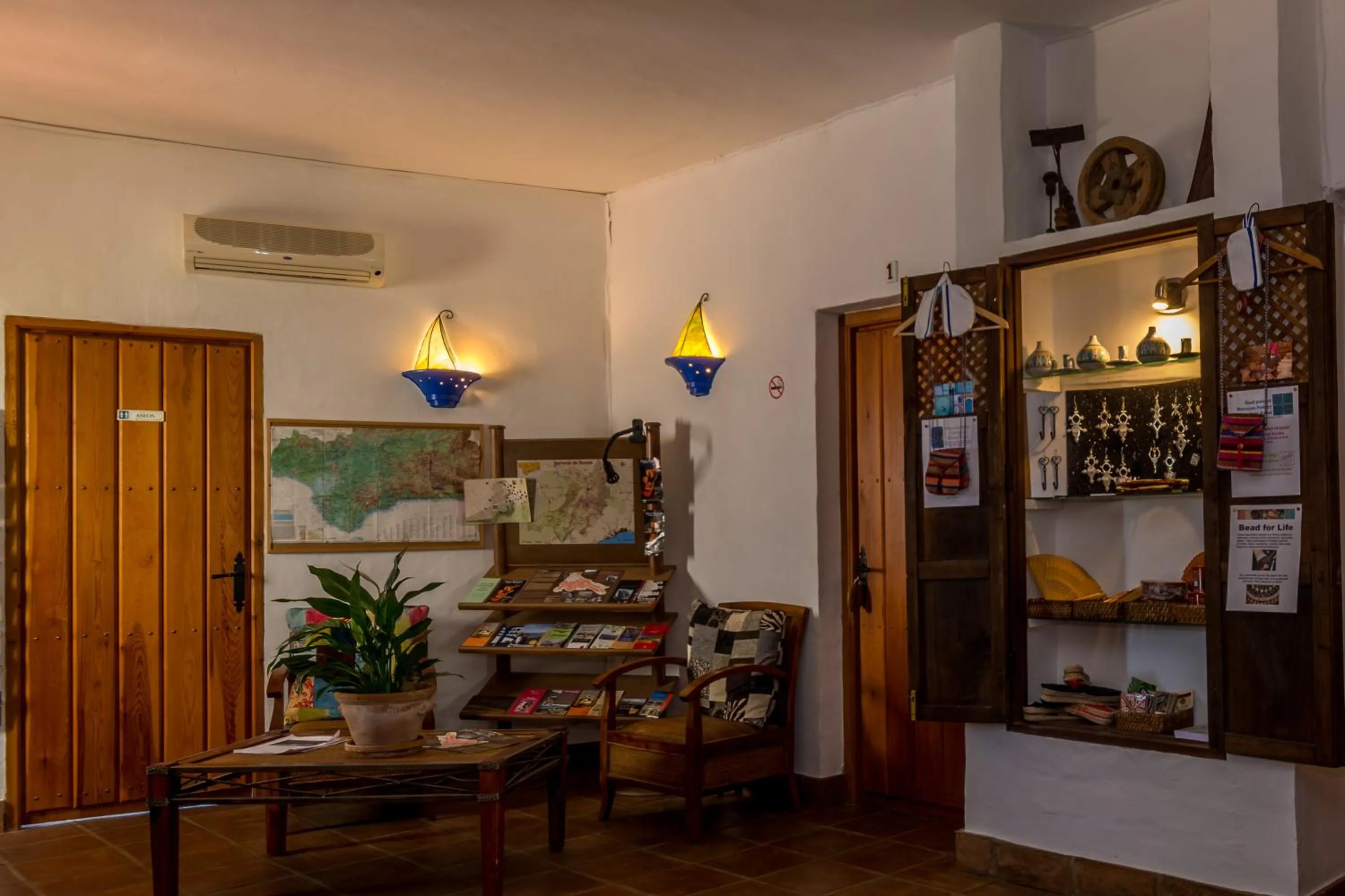 Lobby or reception in Hotel Los Castaños