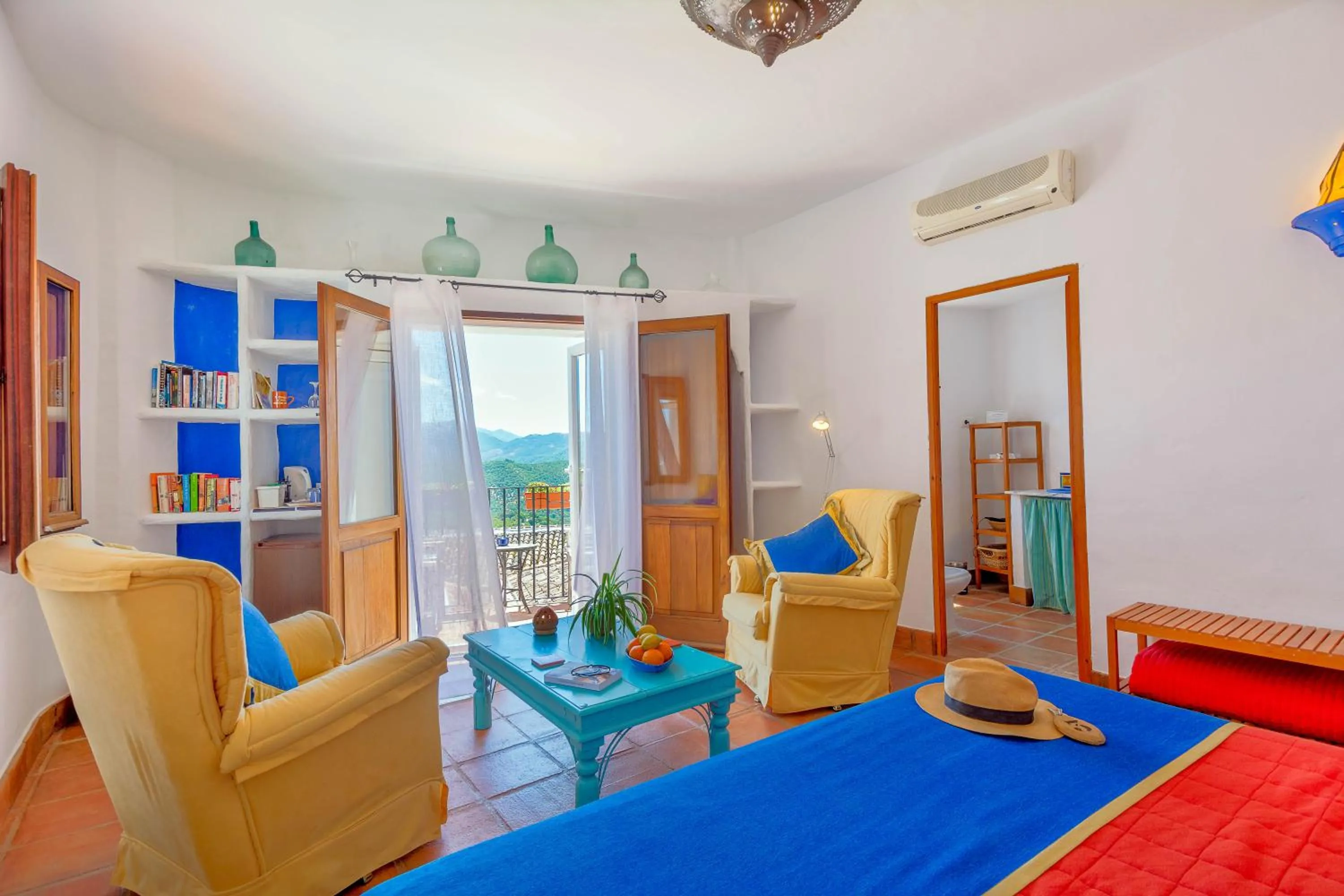 Photo of the whole room, Bed in Hotel Los Castaños