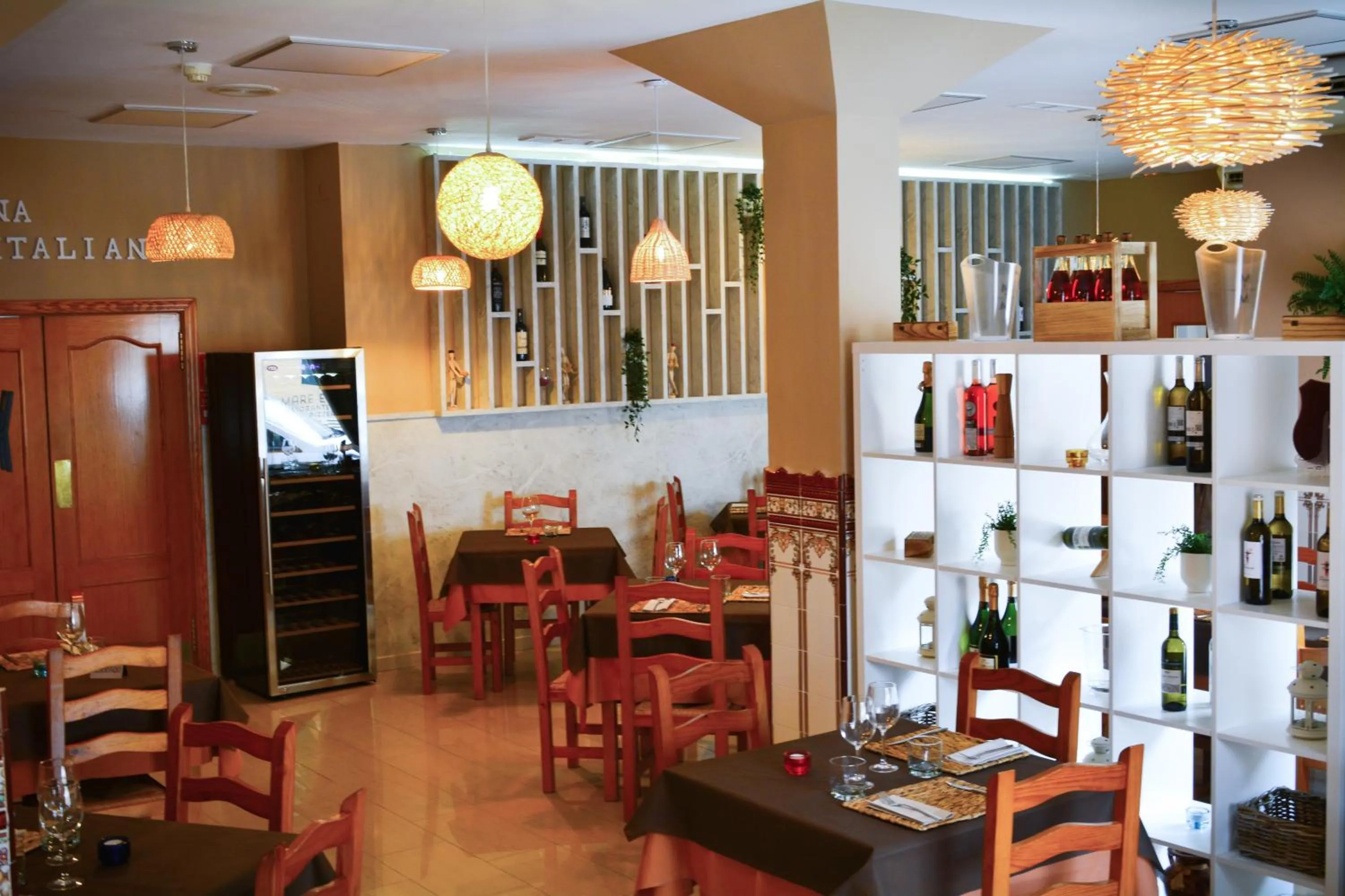 Restaurant/places to eat in Hotel L'Escala