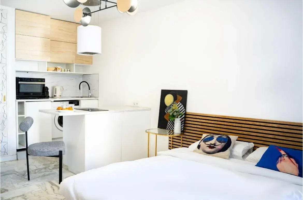 Majestic Apartment Majestic Apartment