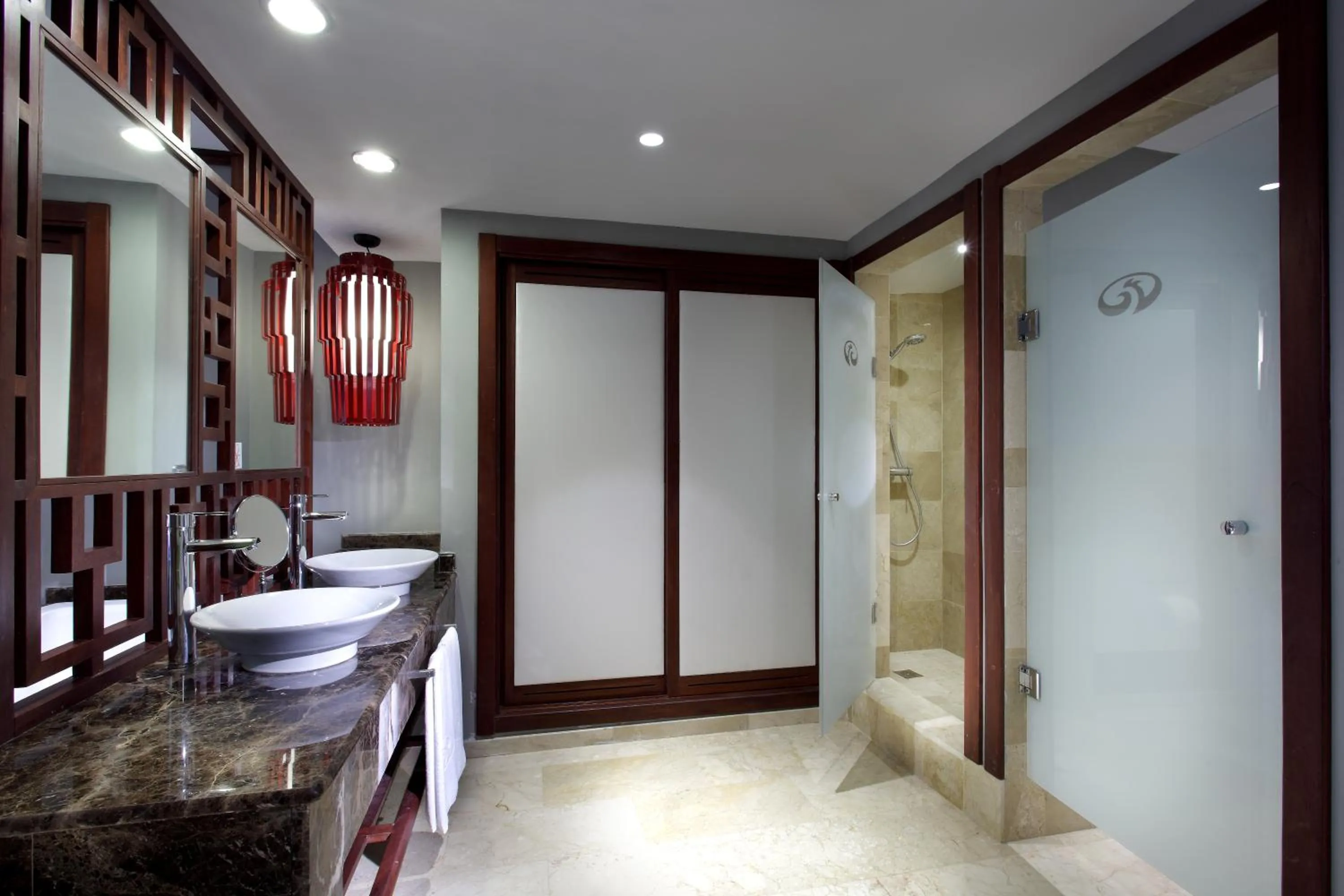 Toilet in Grand Palladium Bavaro Suites Resort & Spa - All Inclusive