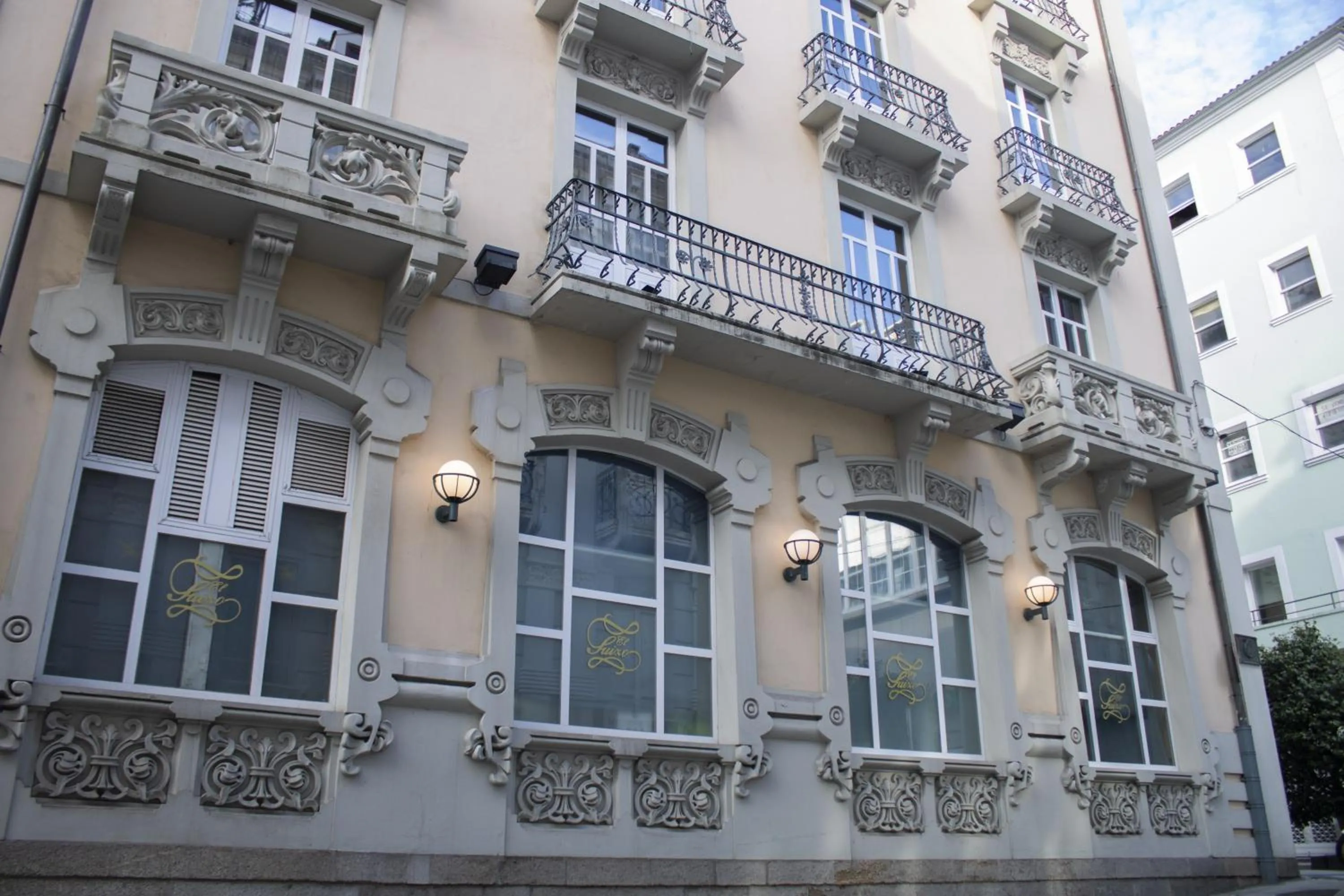 Property building in Hotel Alda El Suizo