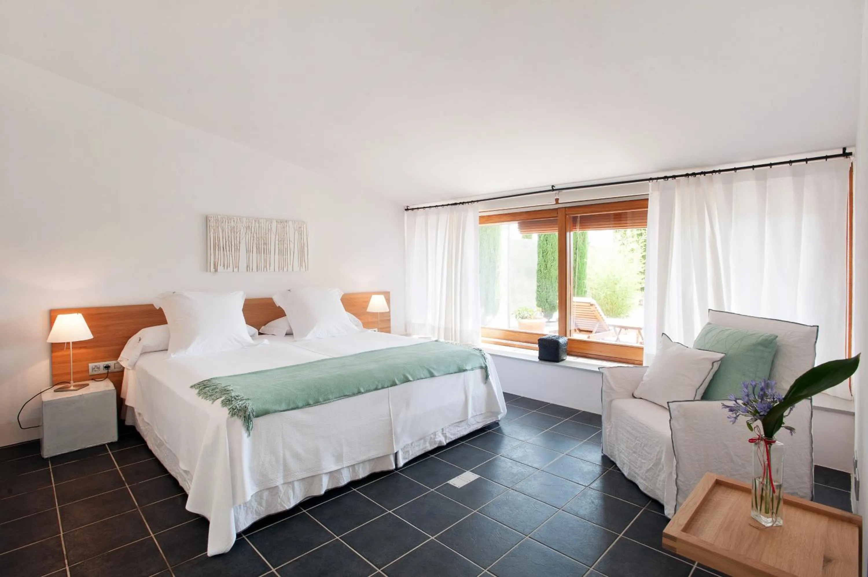 Bed in Mas Falgarona Hotel Boutique & SPA