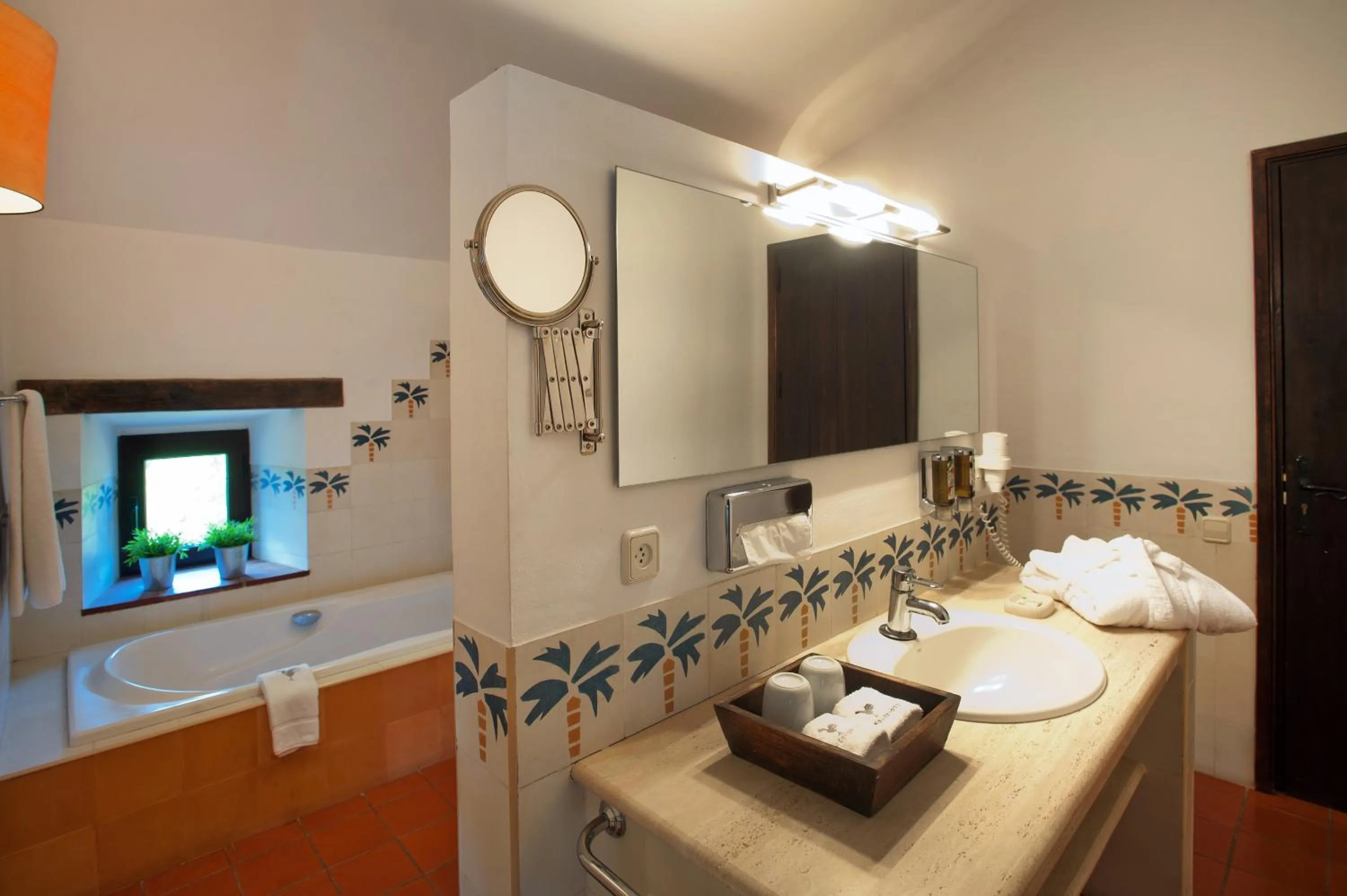 Toilet in Mas Falgarona Hotel Boutique & SPA