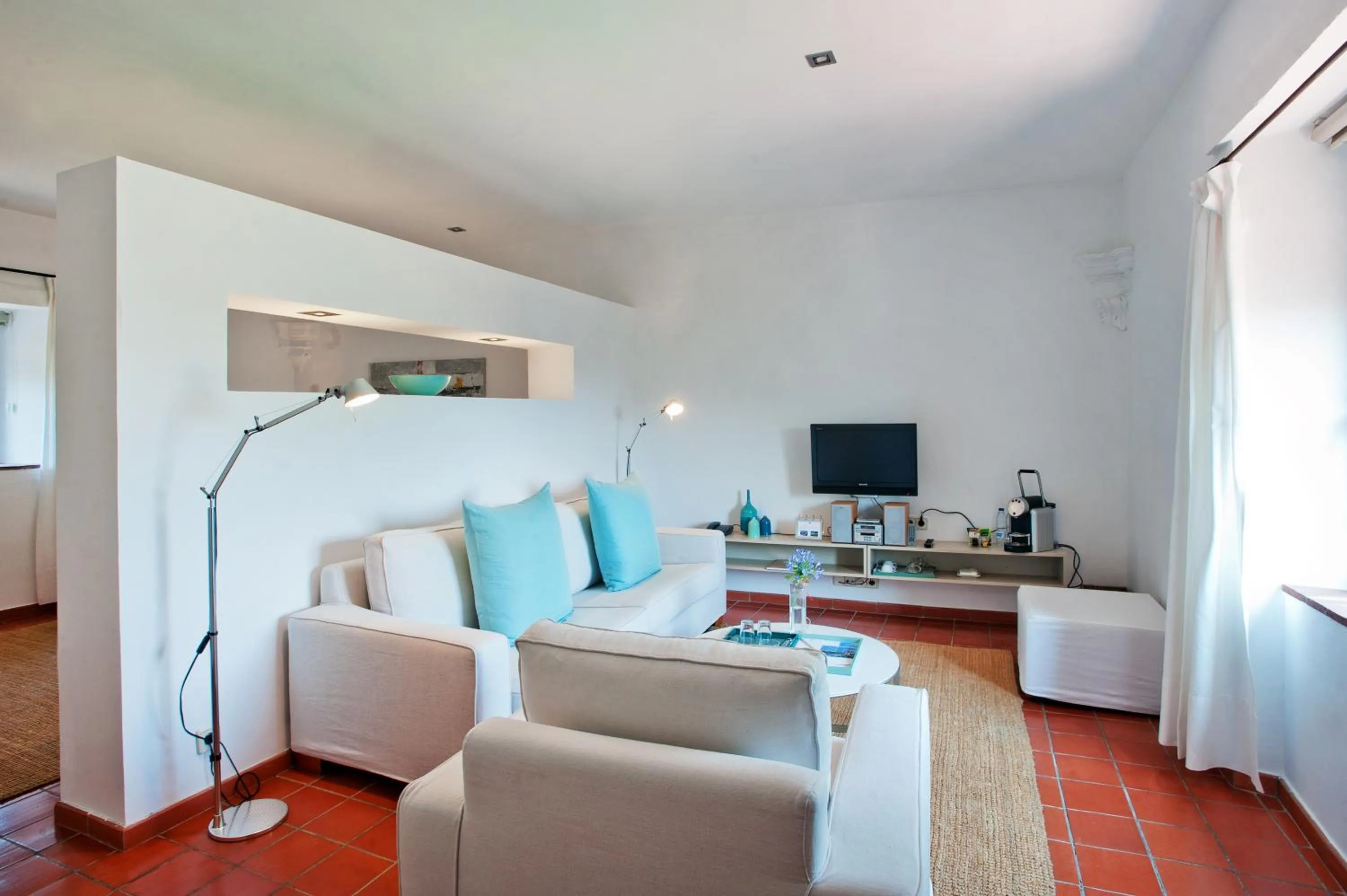 TV and multimedia in Mas Falgarona Hotel Boutique & SPA