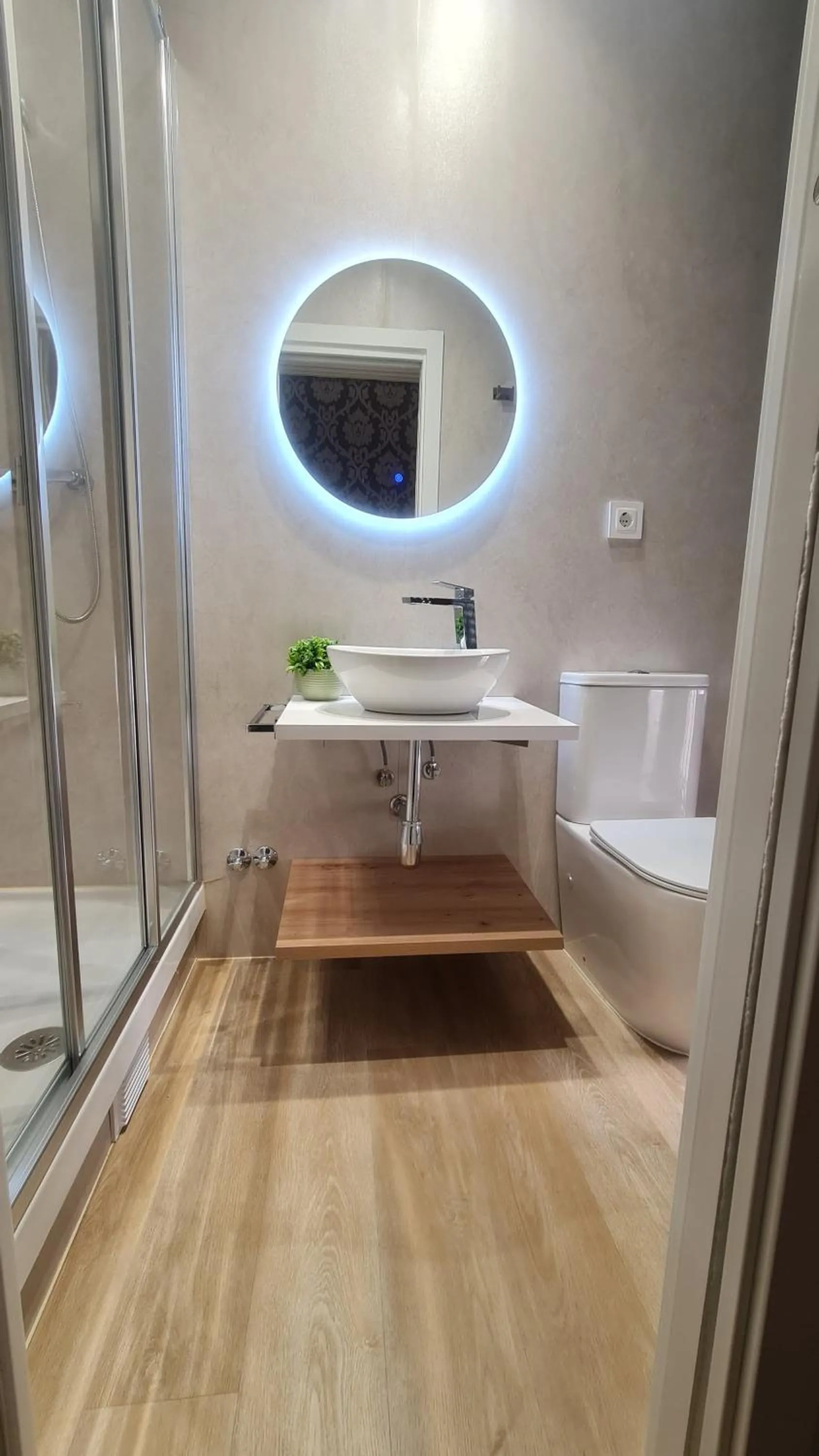 Bathroom in Hostal Atocha Almudena Martín