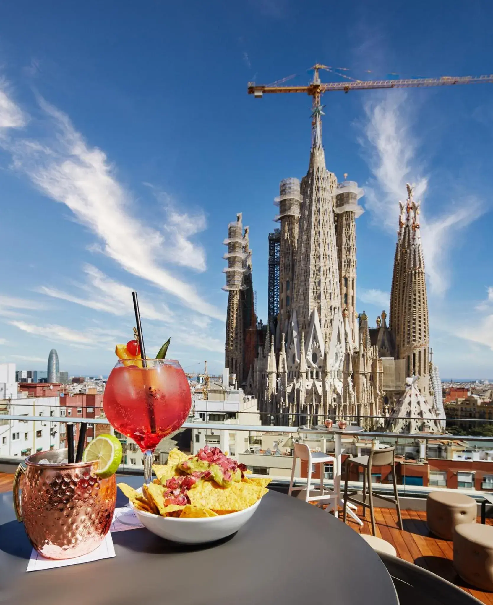 Property building in Sercotel Hotel Rosellon Property building in Sercotel Hotel Rosellon