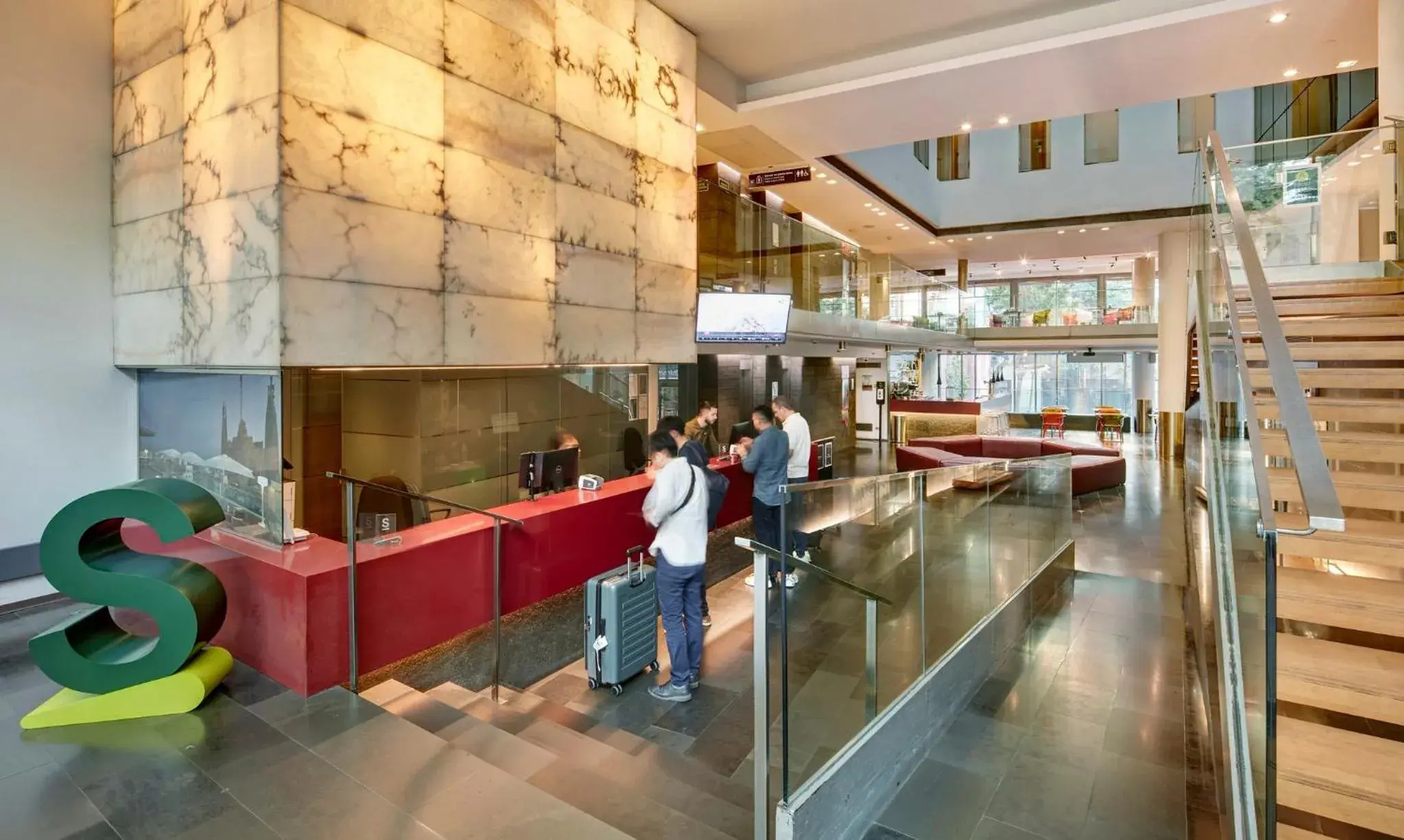 Lobby or reception in Sercotel Hotel Rosellon Lobby or reception in Sercotel Hotel Rosellon
