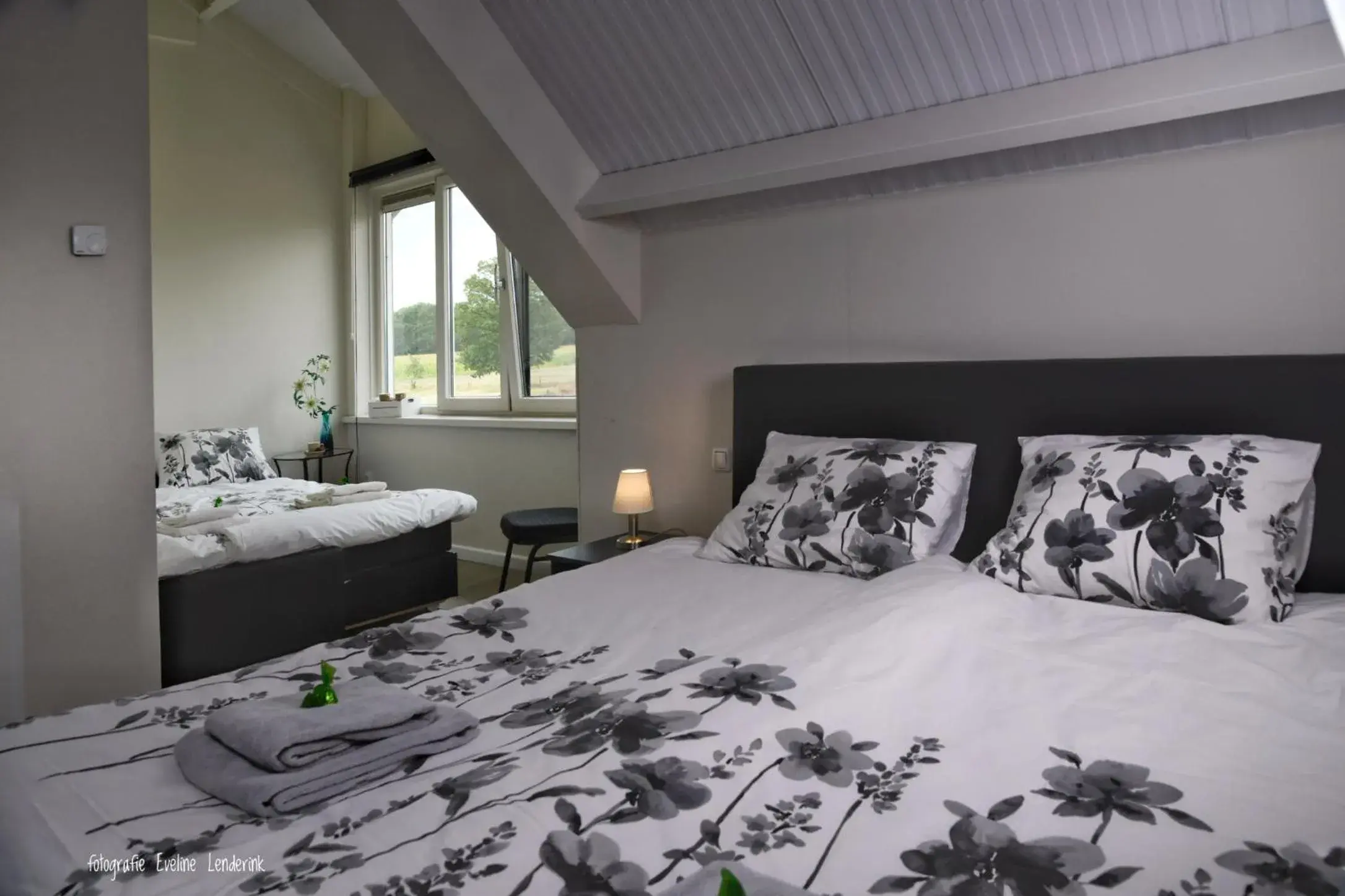King Room with Garden View in B&B Hof 't Sprakel King Room with Garden View in B&B Hof 't Sprakel
