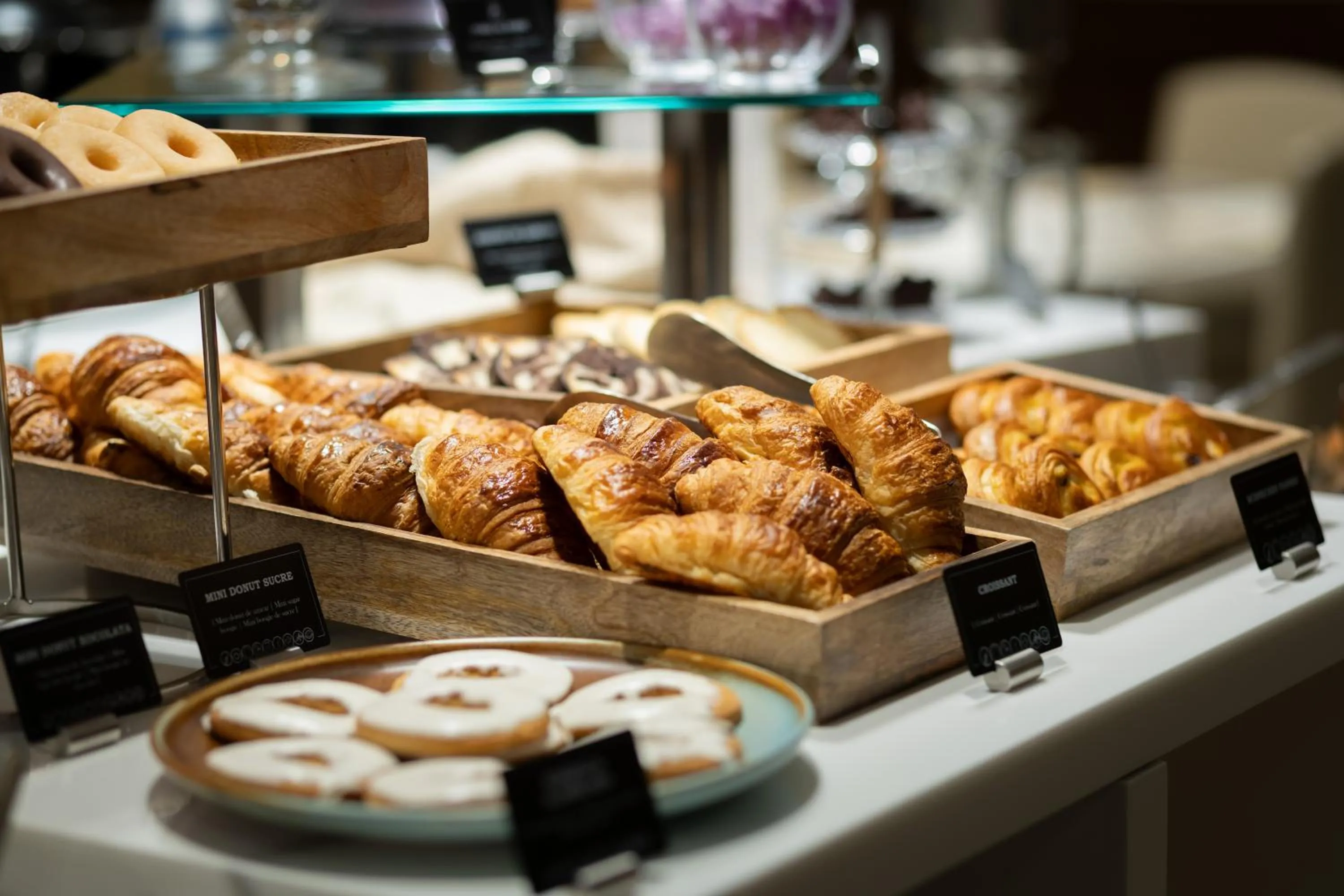 Buffet breakfast in Barcelona Hotel Colonial