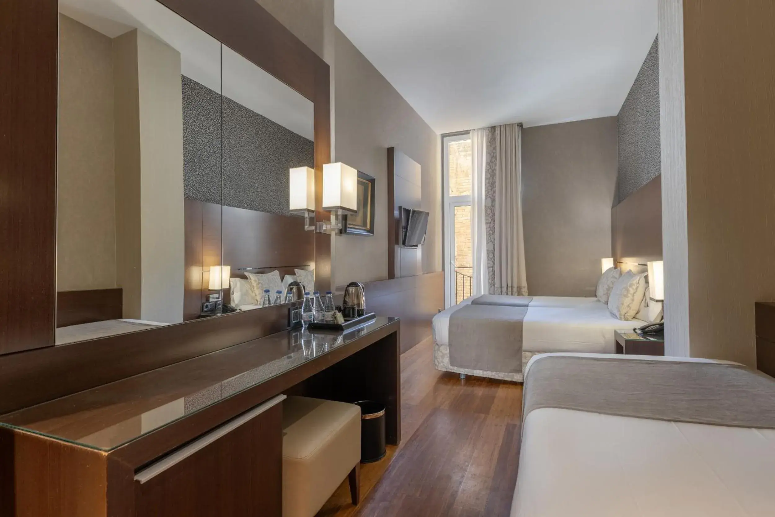 Bed in Barcelona Hotel Colonial Bed in Barcelona Hotel Colonial