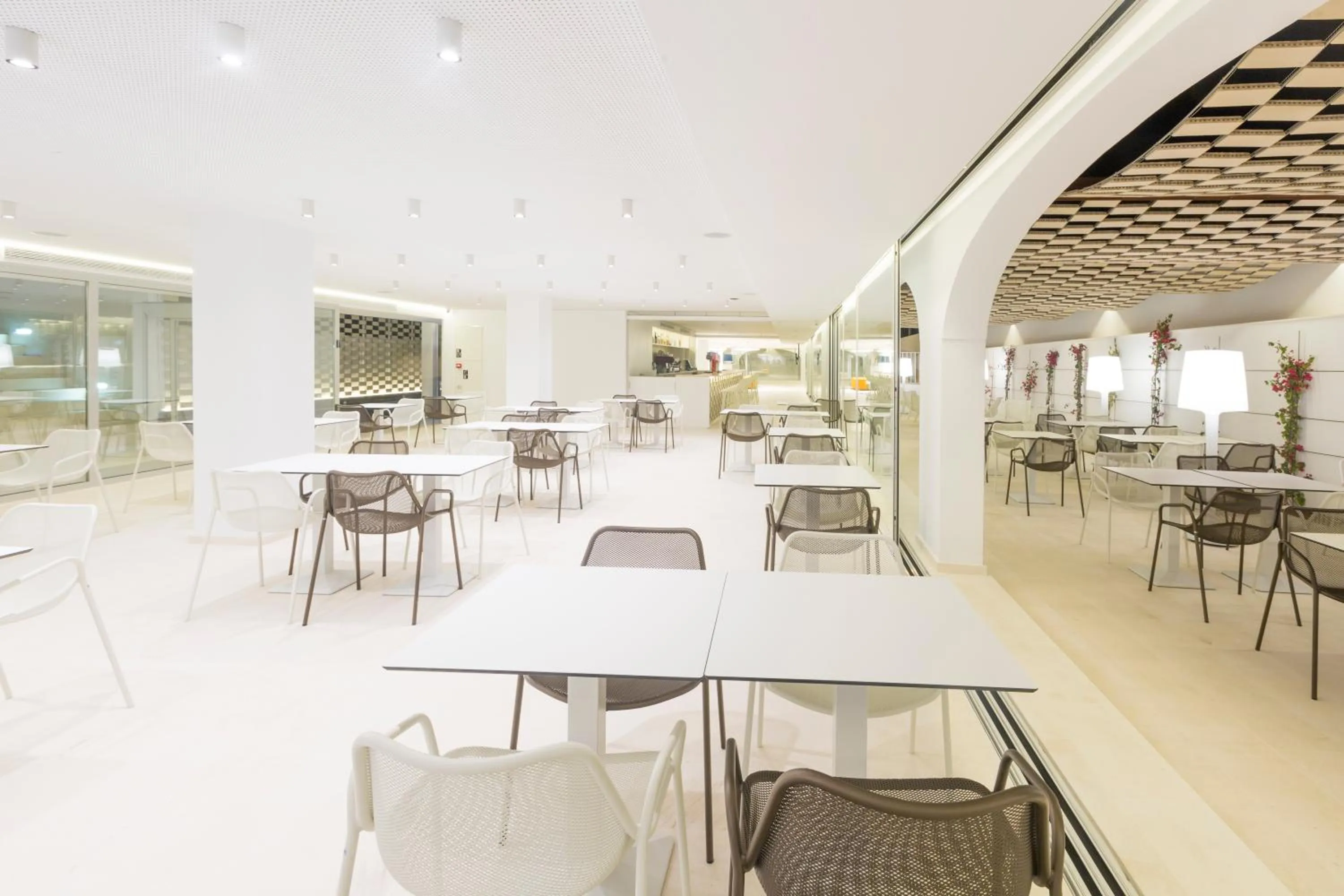 Lounge or bar in Ebano Hotel Apartments & Spa