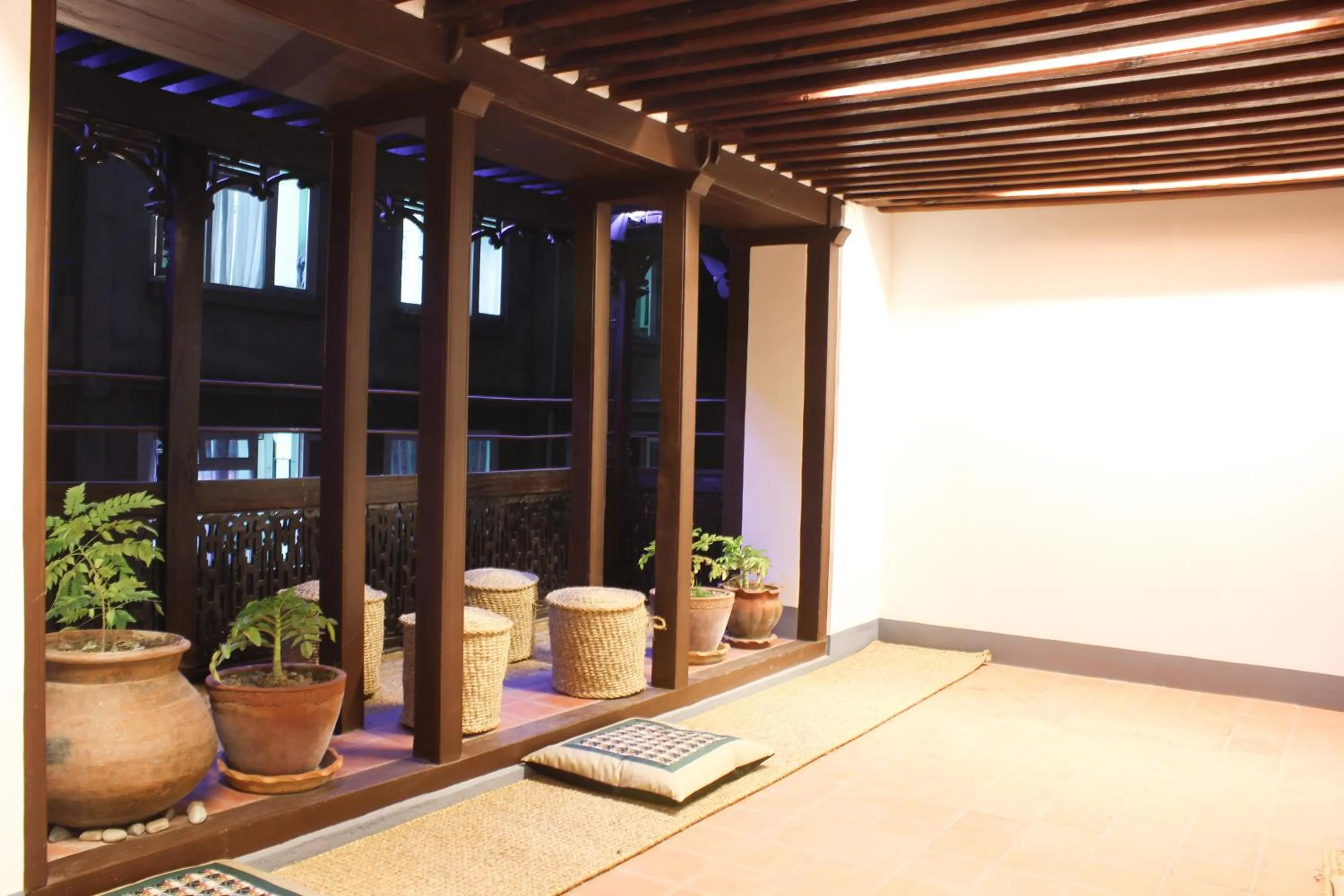 Hiranya Guest House