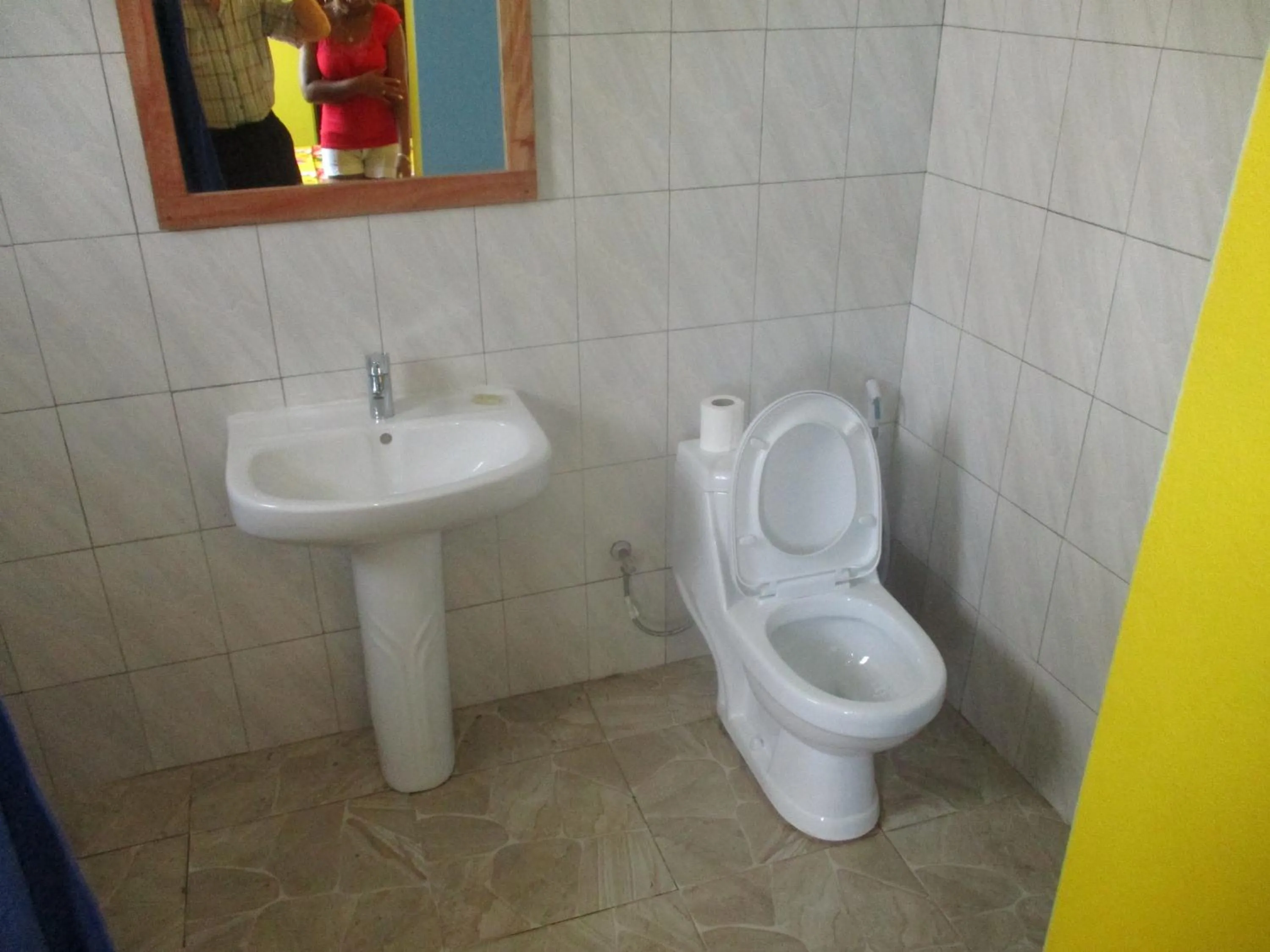 Toilet in Residence Kathyly